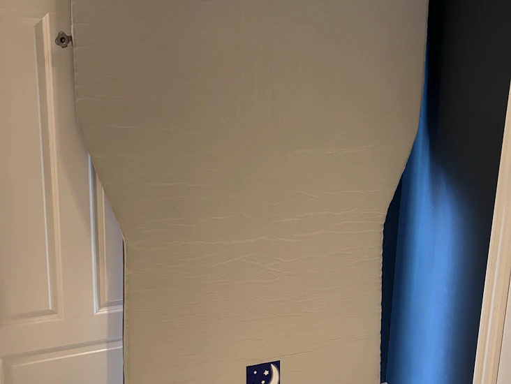 Tesla madrass travel sleeper