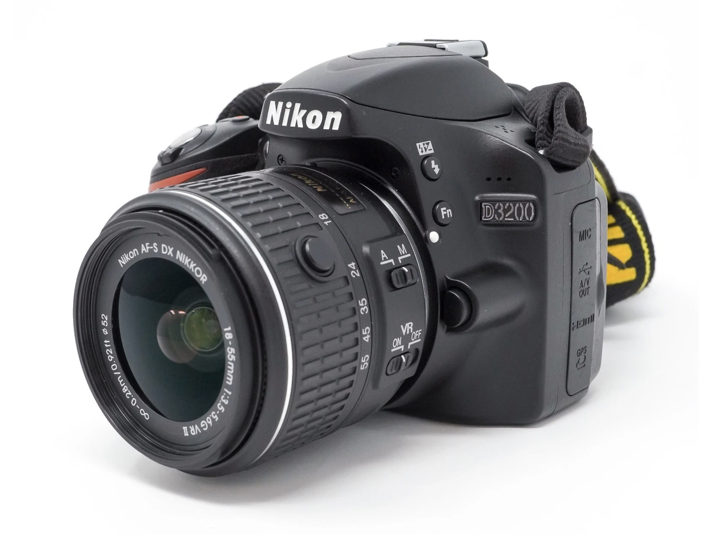 Nikon d3200 24.2mp dslr camera + 18-55mm vr lens kit