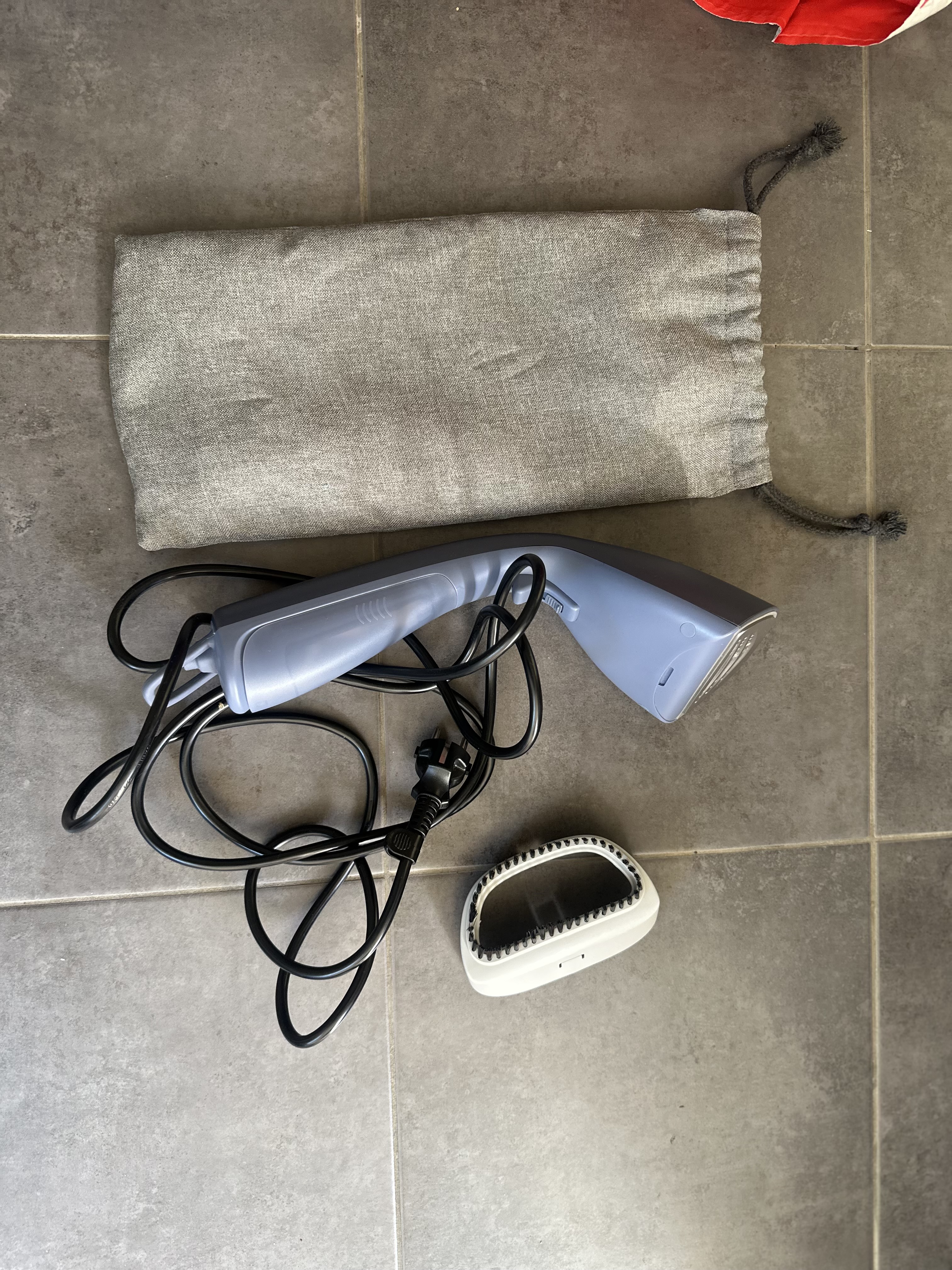 Electrolux refine 700 handhållen steamer
