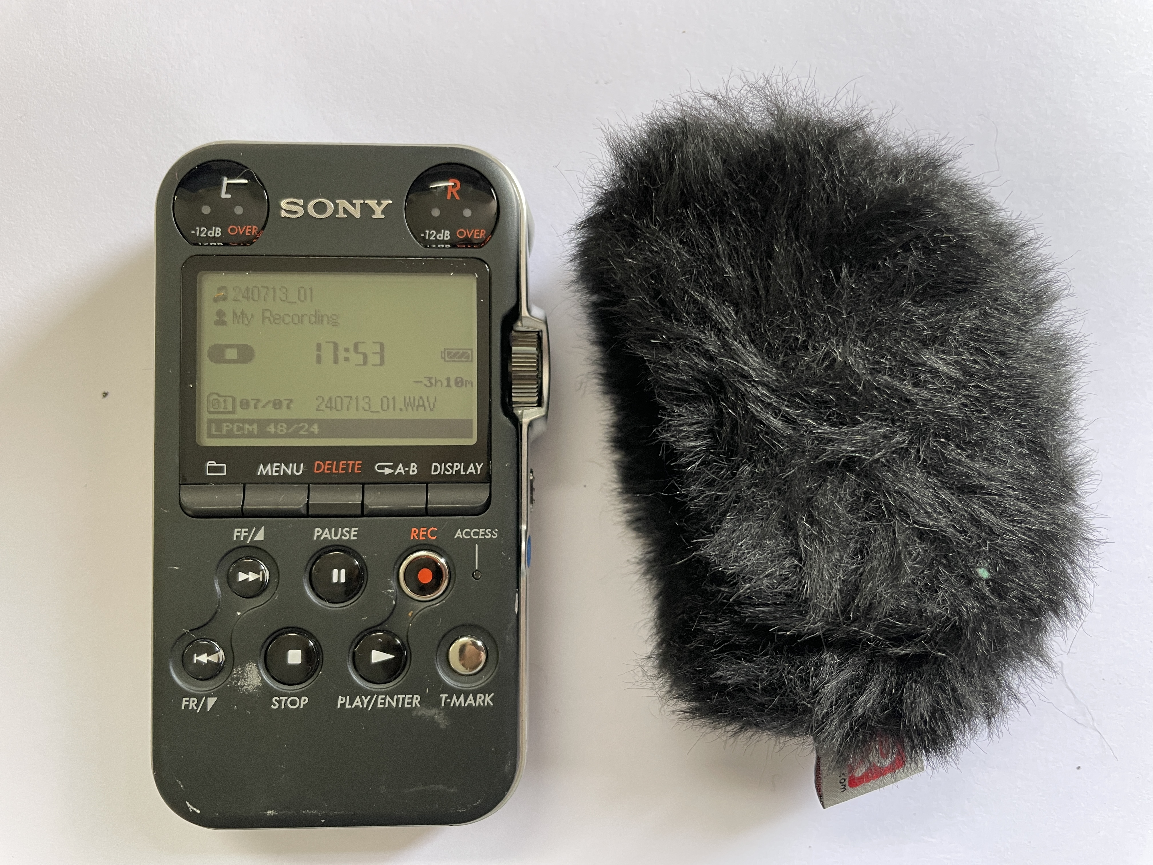 Sony pcm-m10 handheld recorder