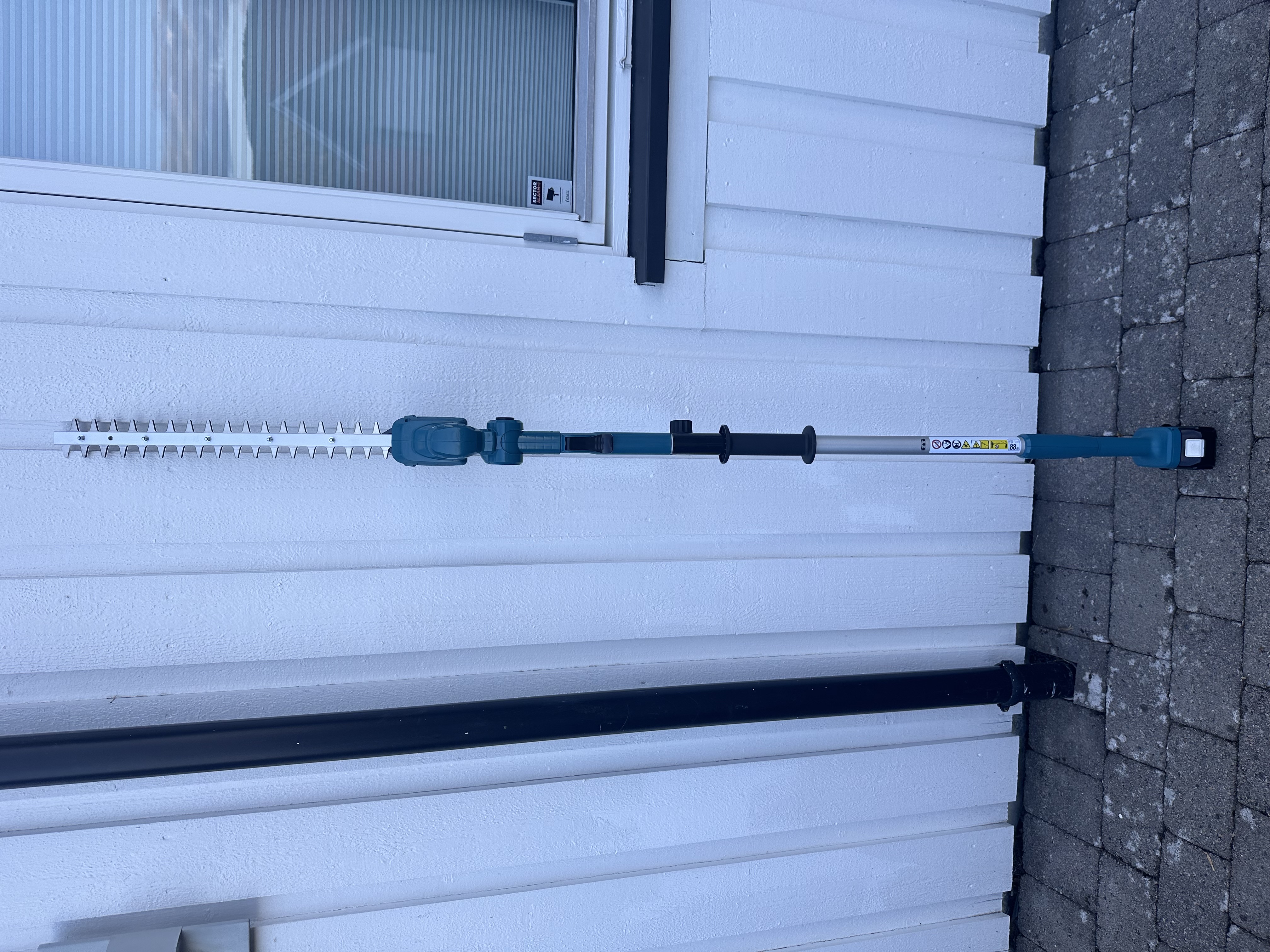 Makita hekksaks med teleskop