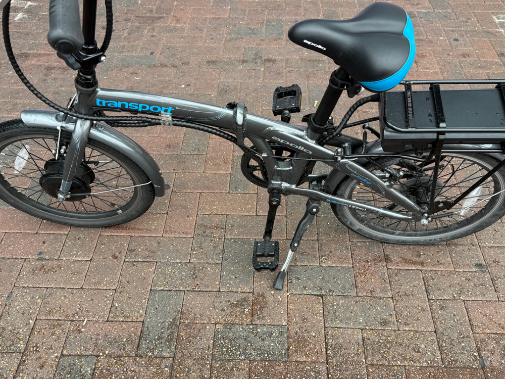 Apollo transport e-folding bike – convenient & compact commuter