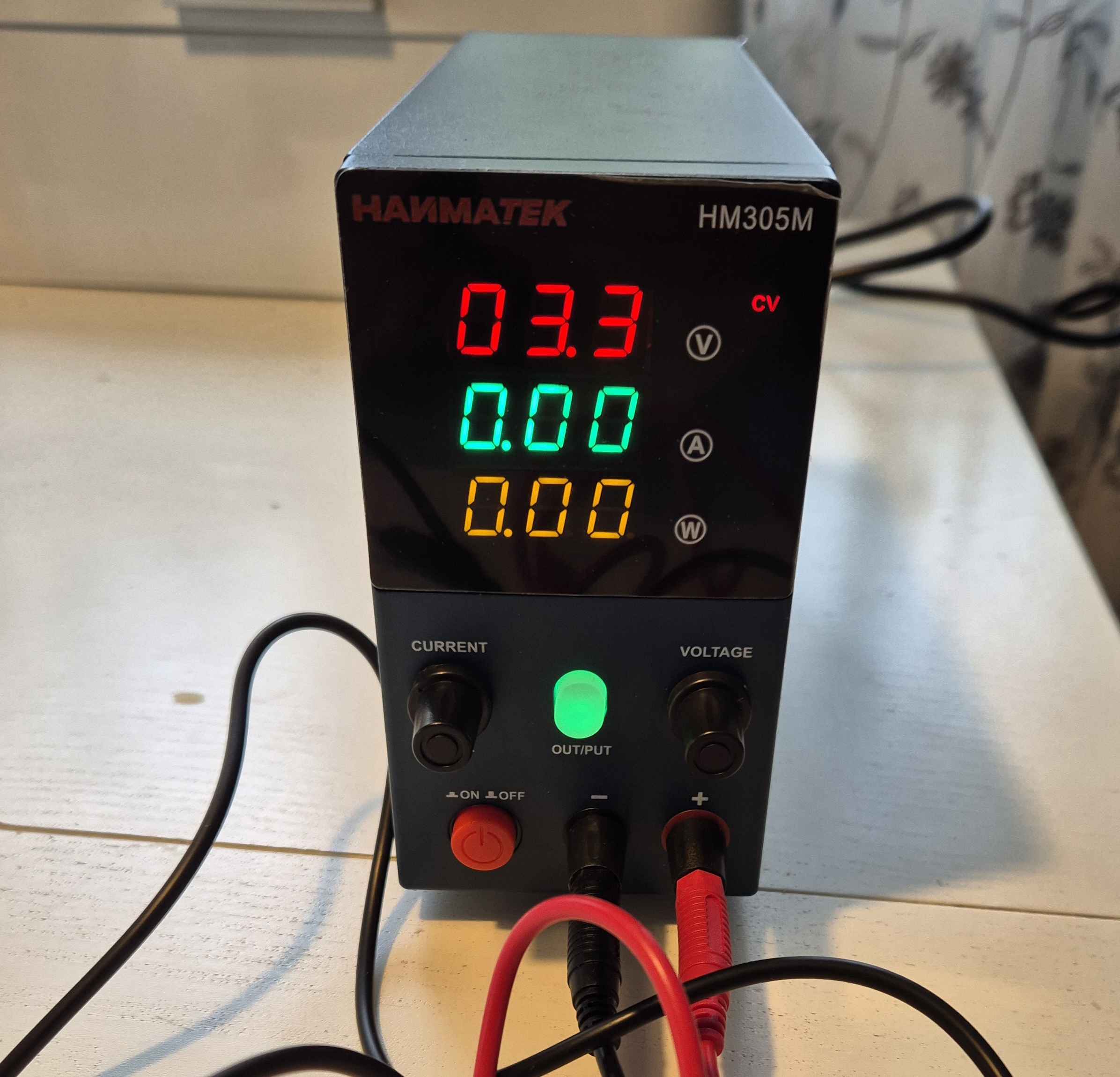 Labbagregat / power supply 