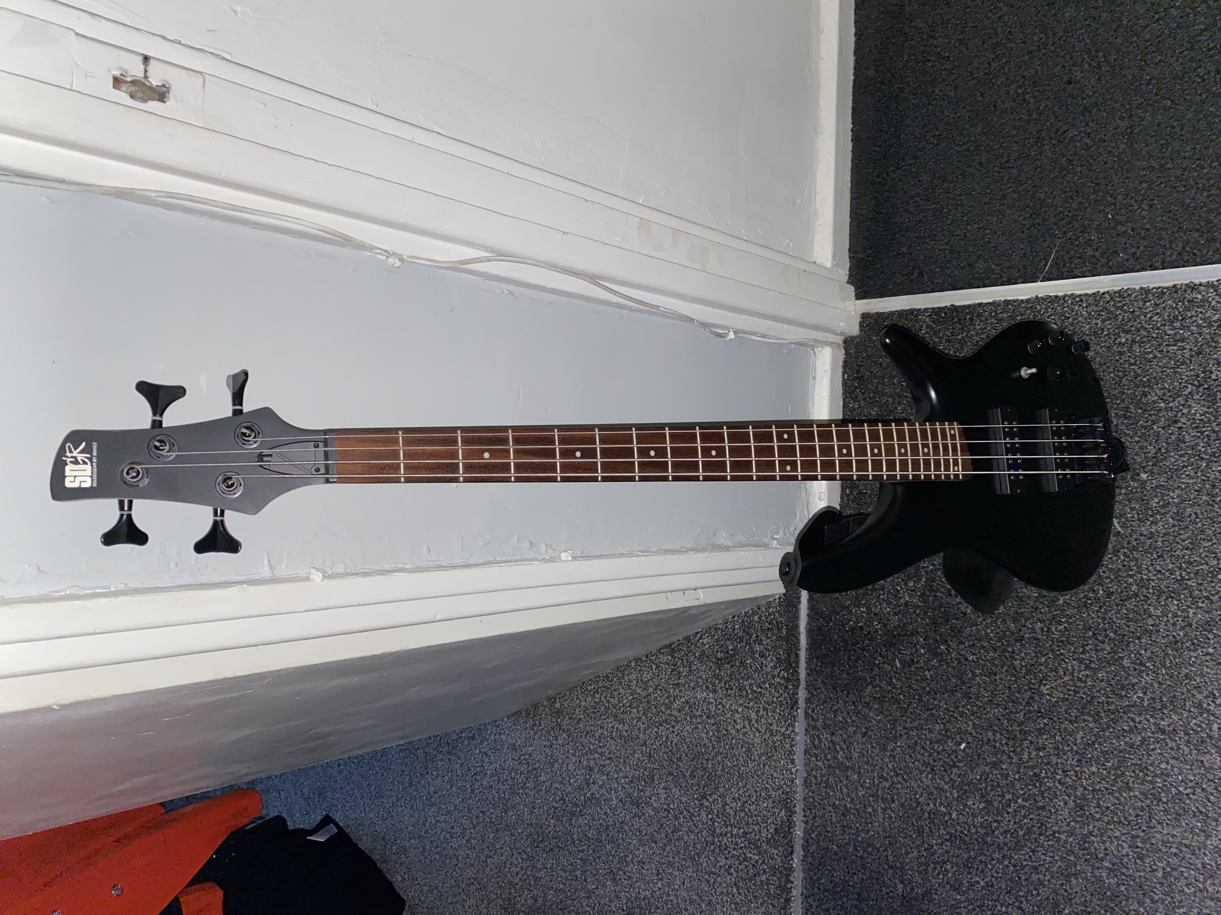 Bass guitar - ibanez sr300eb
