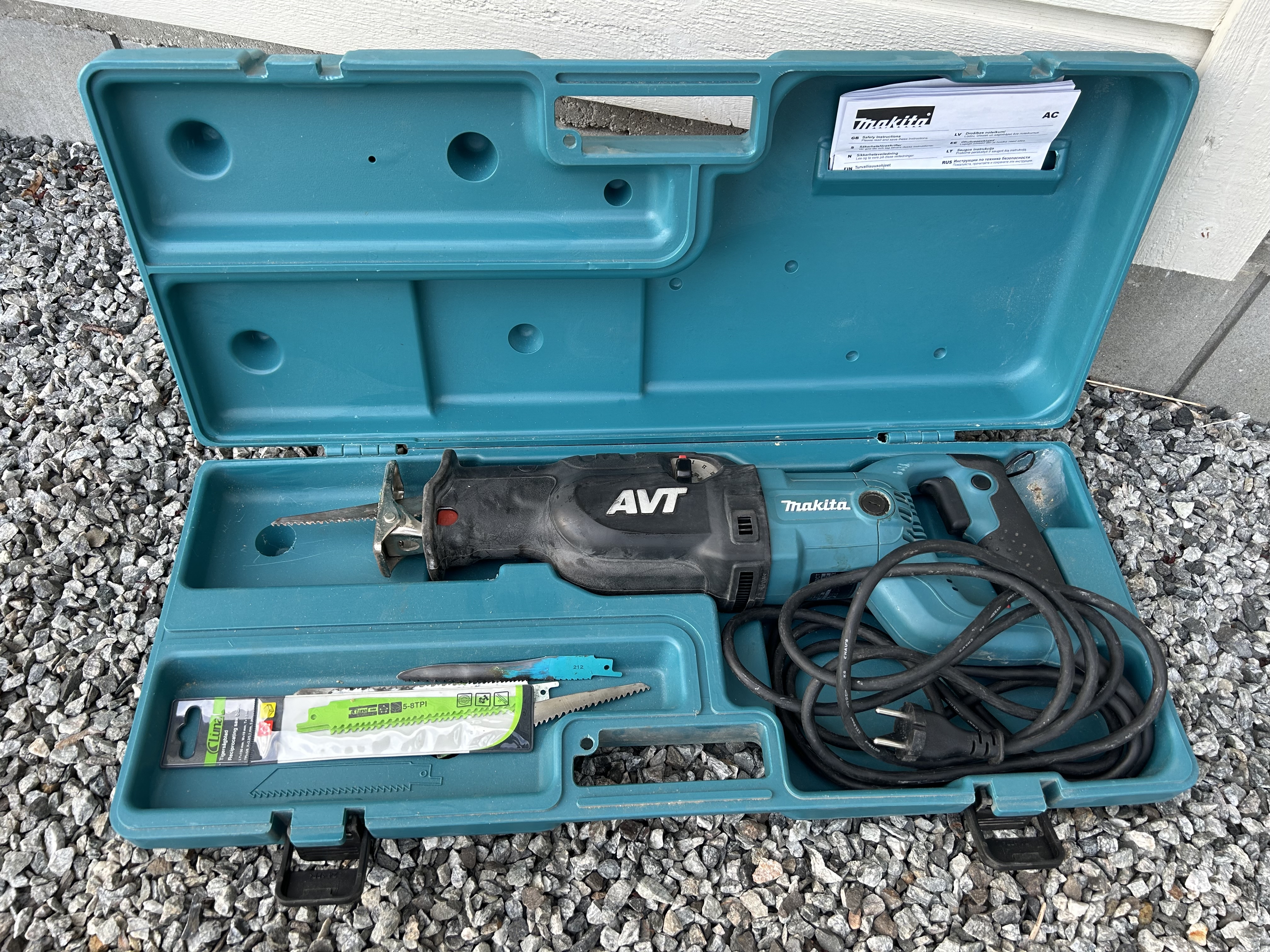 Makita bajonettsag