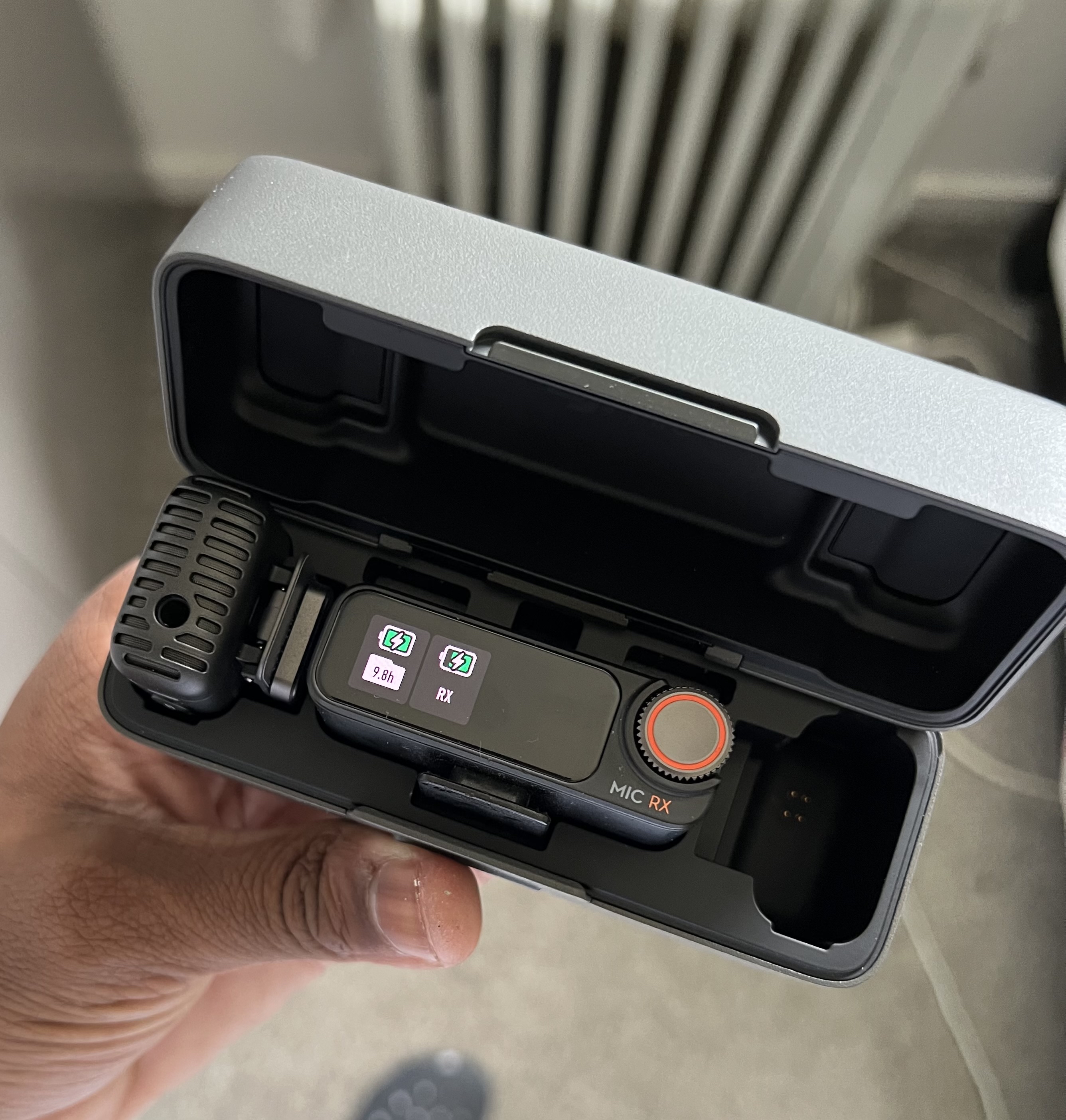 Dji mic 2 combo (transmitter + receiver + charging case)