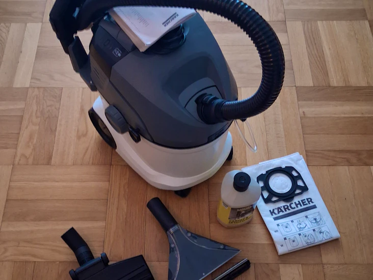 Våt-och torrdammsugare: textil-, matt- och fönstertvätt i ett. kärcher ses6.100
