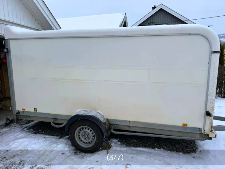 Romslig skaphenger 8..6m³