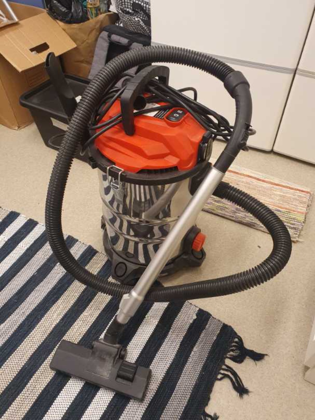 Grovdammsugare - 1200w, 25l