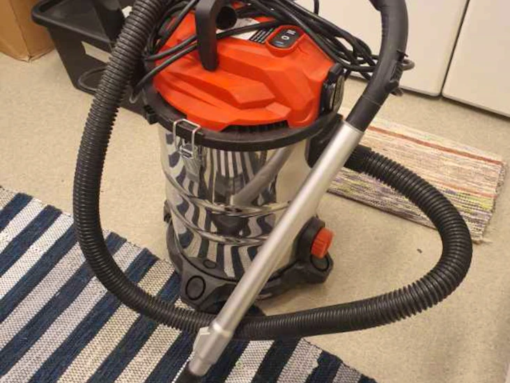 Grovdammsugare - 1200w, 25l