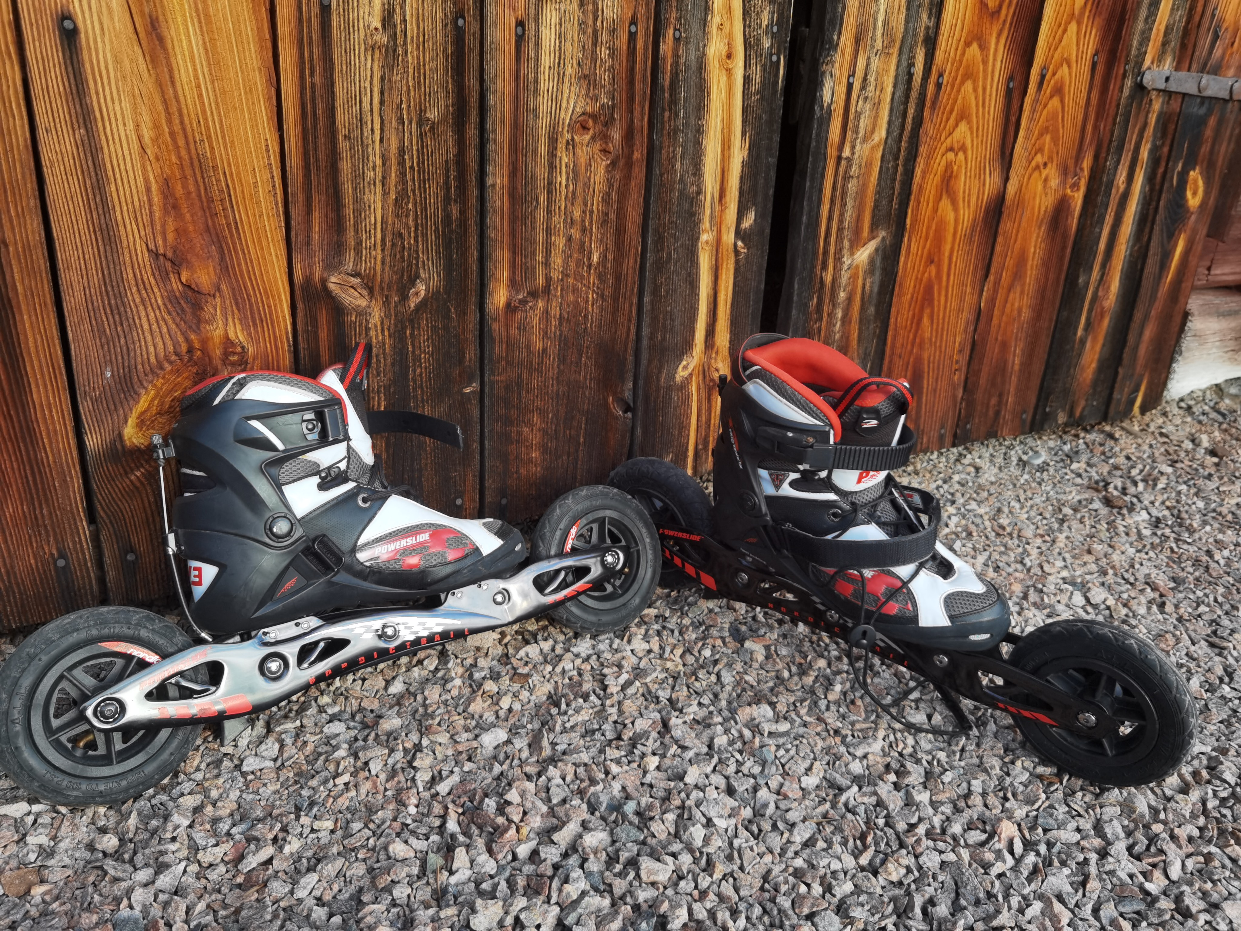 Rullskidor powerslide, off-road, stavar och hjälm