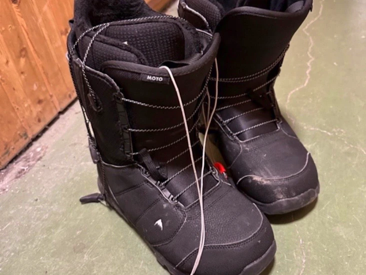 Burton moto snowboardsko str 46