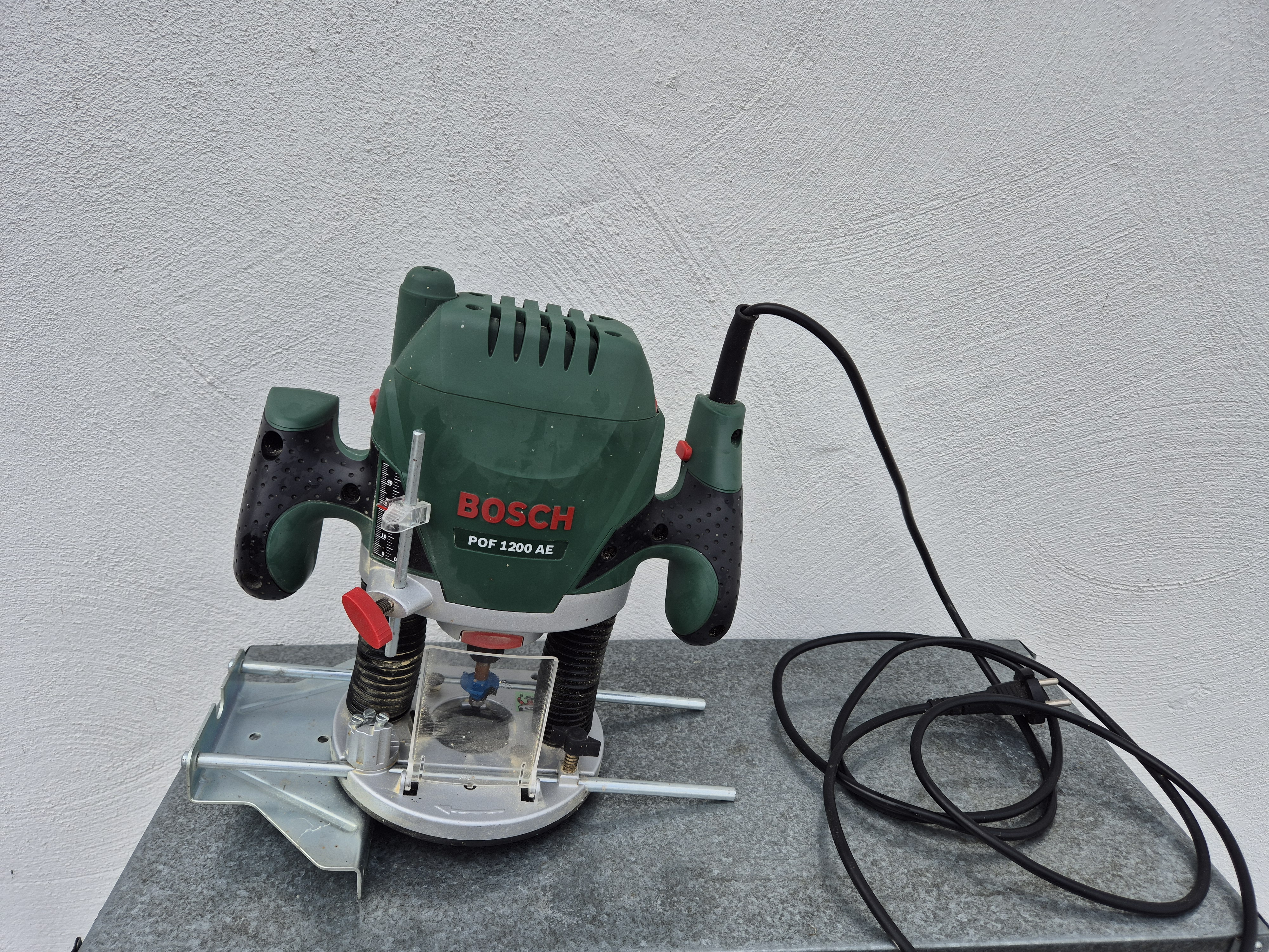 Bosch överhandsfräs