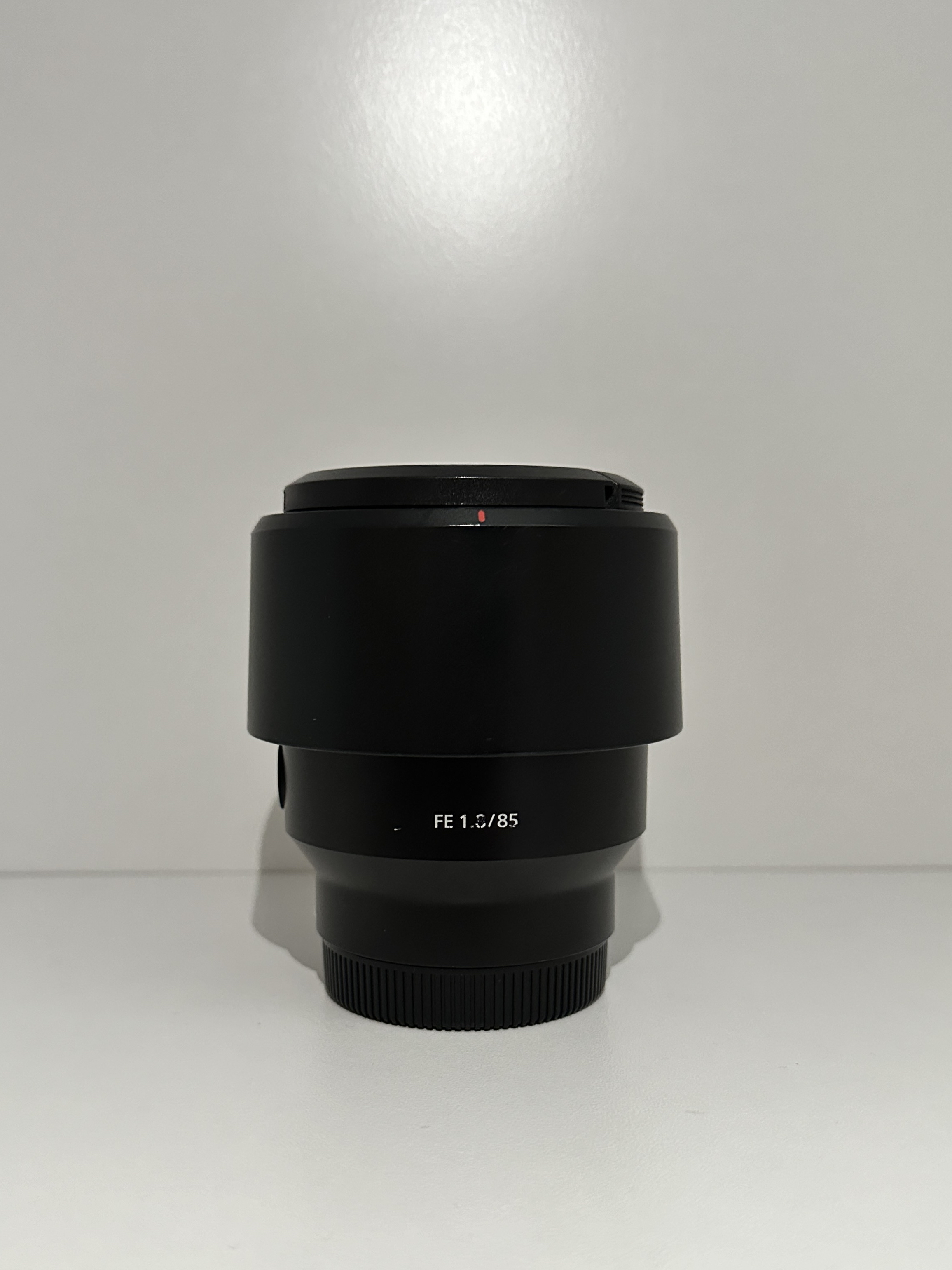 Sony fe 85mm f/1.8