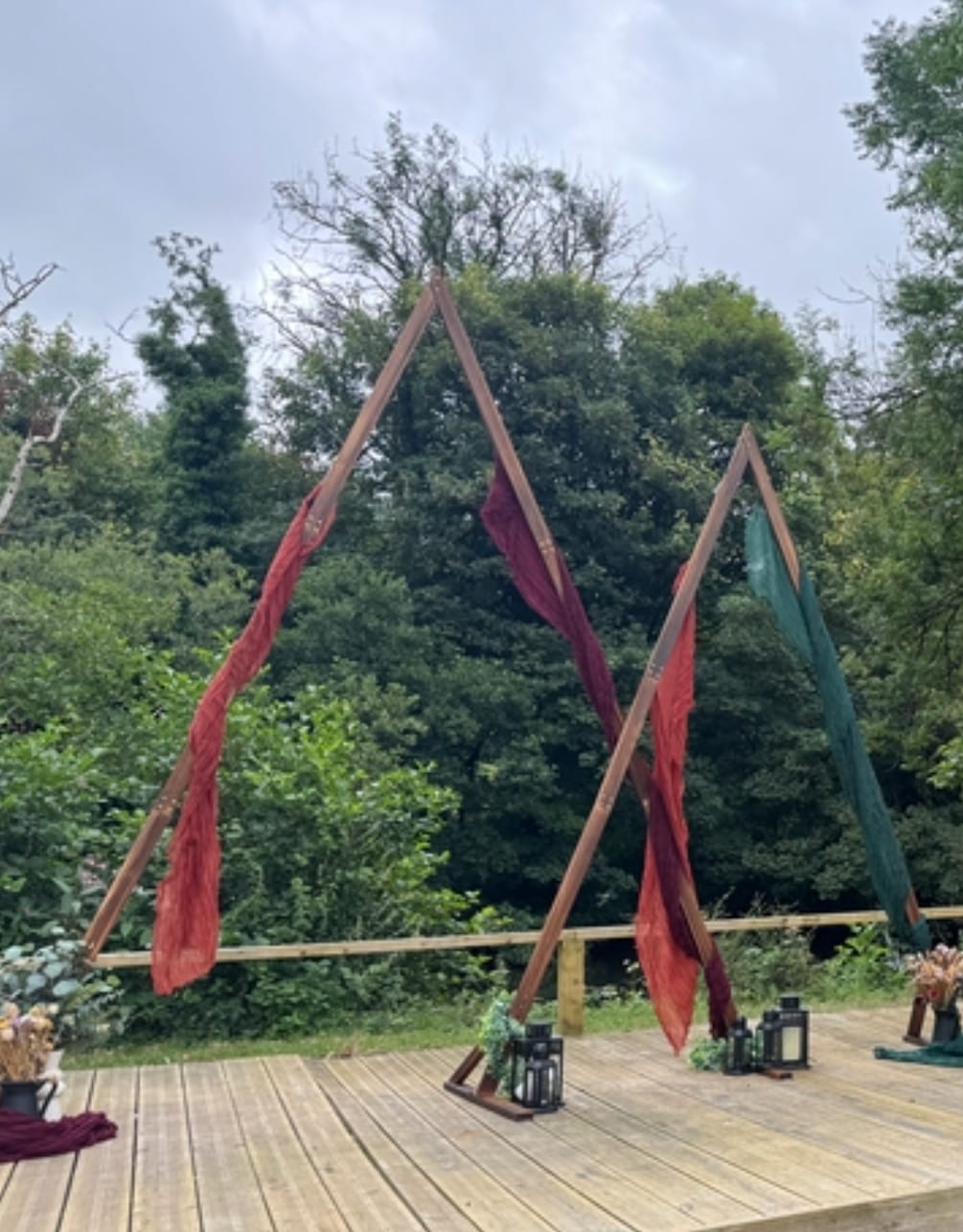 Ceremony archway 