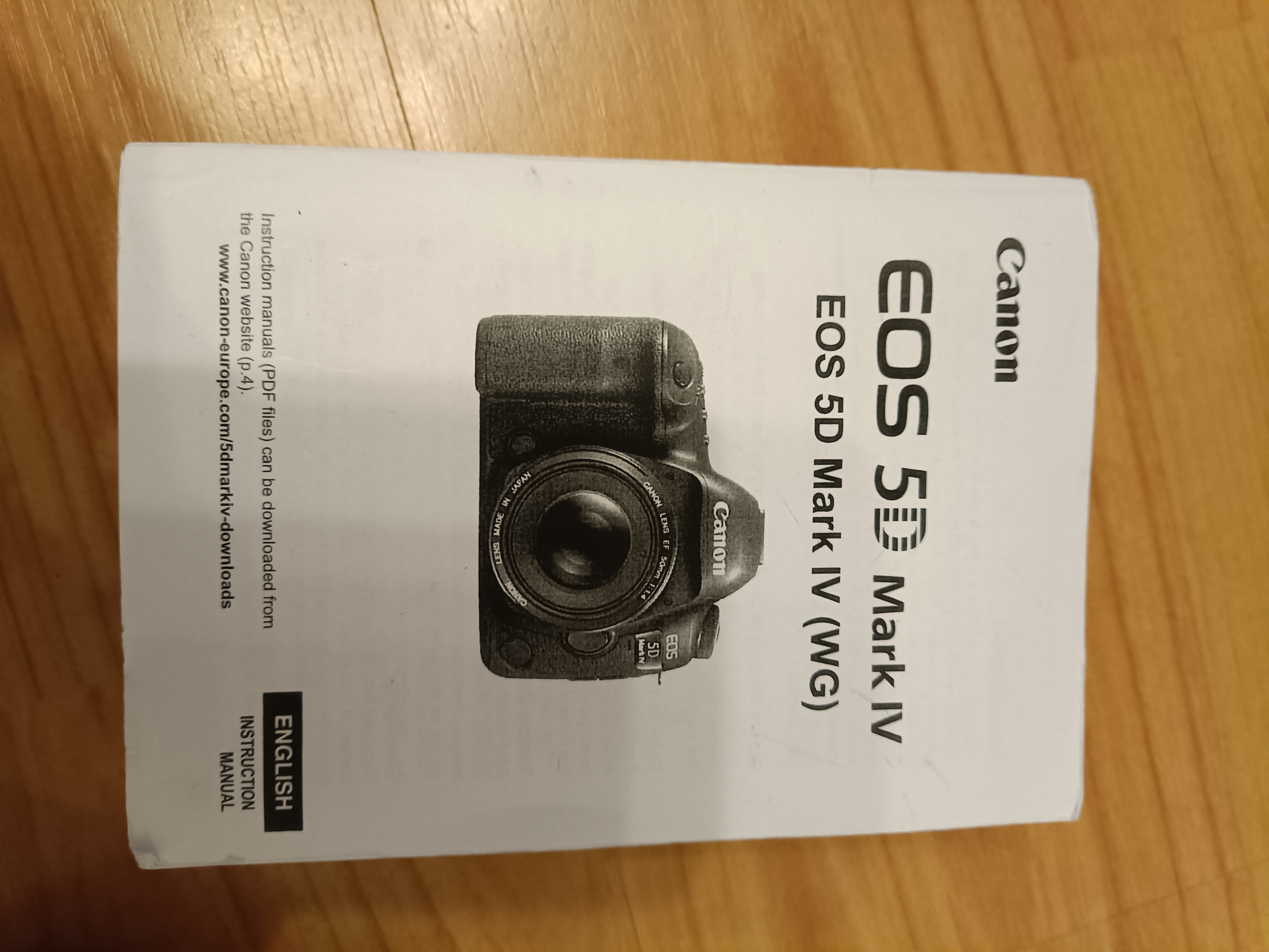Canon 5d mark 4 and 24-105mm canon lens