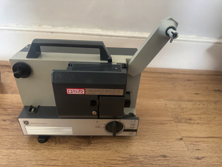 Eumig mark 502d 8mm / super 8 film projector (vintage)