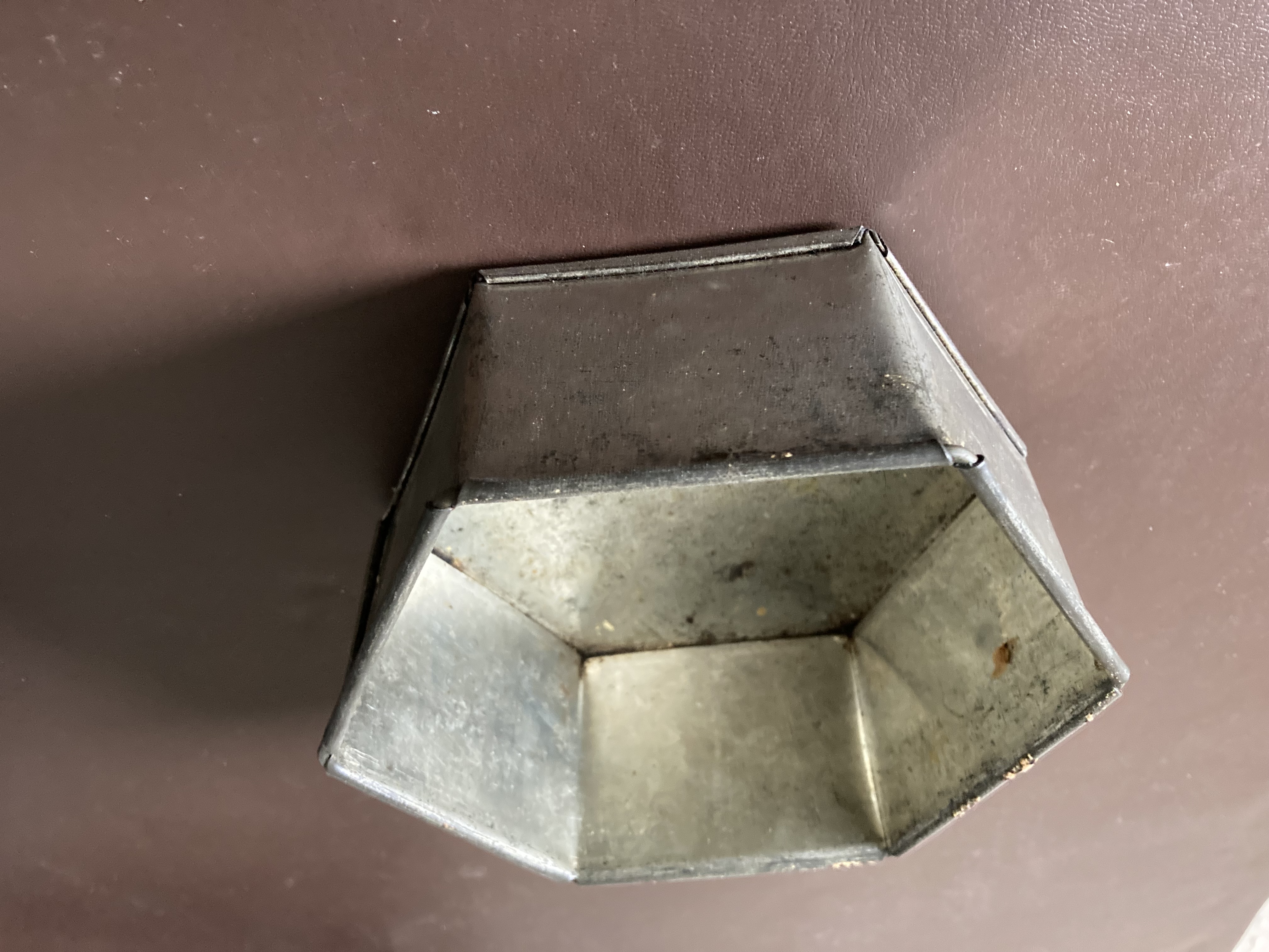 6^ hexagon cake tin