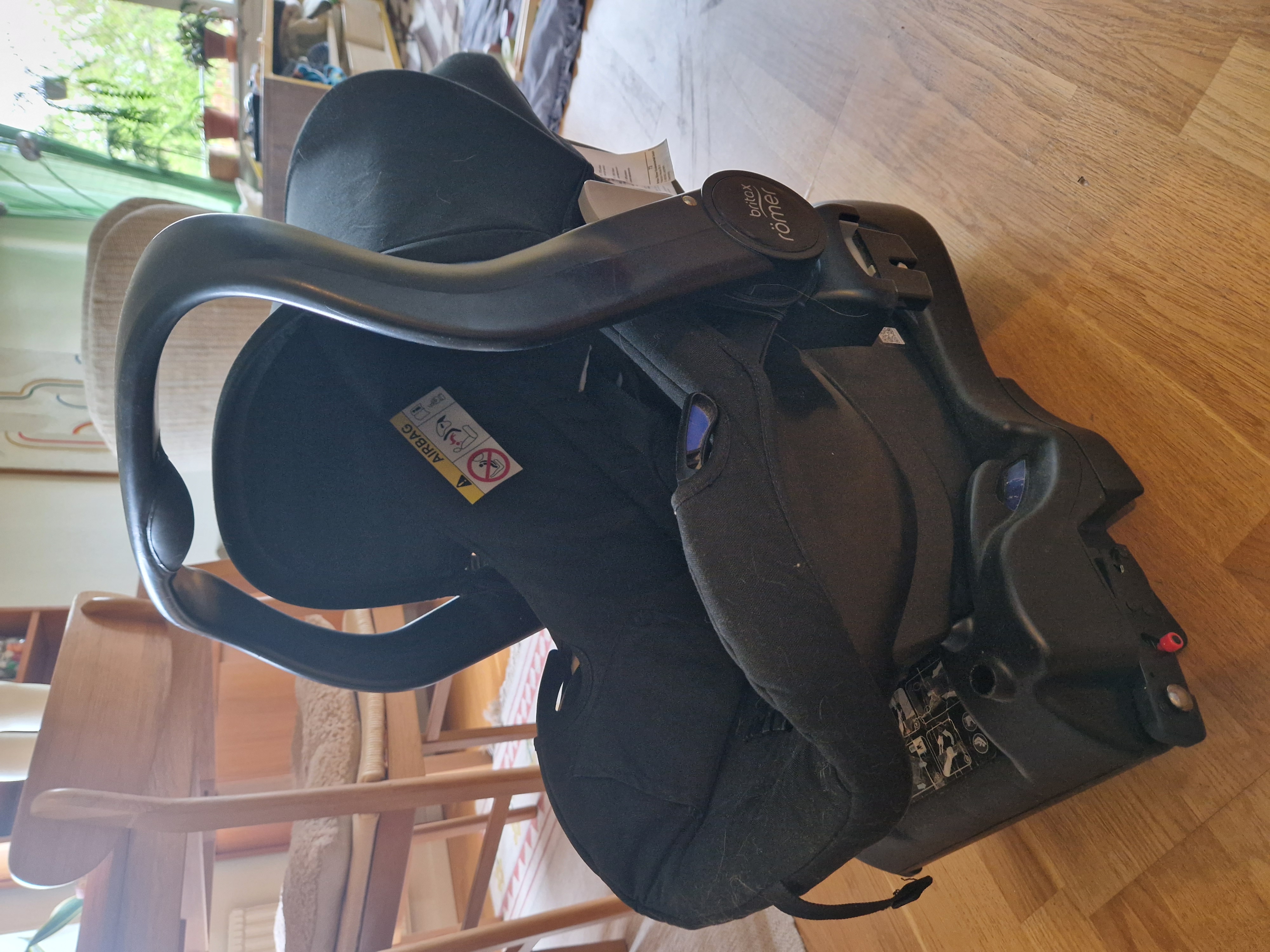 Babyskydd britax römer isofix
