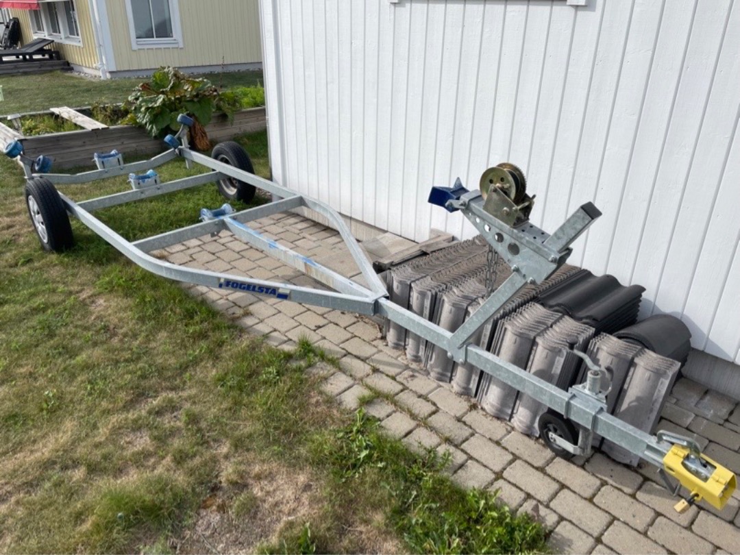 Båttrailer med vinsch - 30 km/h