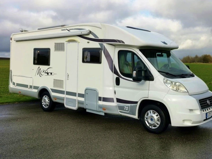 Husbil 7,3m 3,65t 4 sovplatser 2012