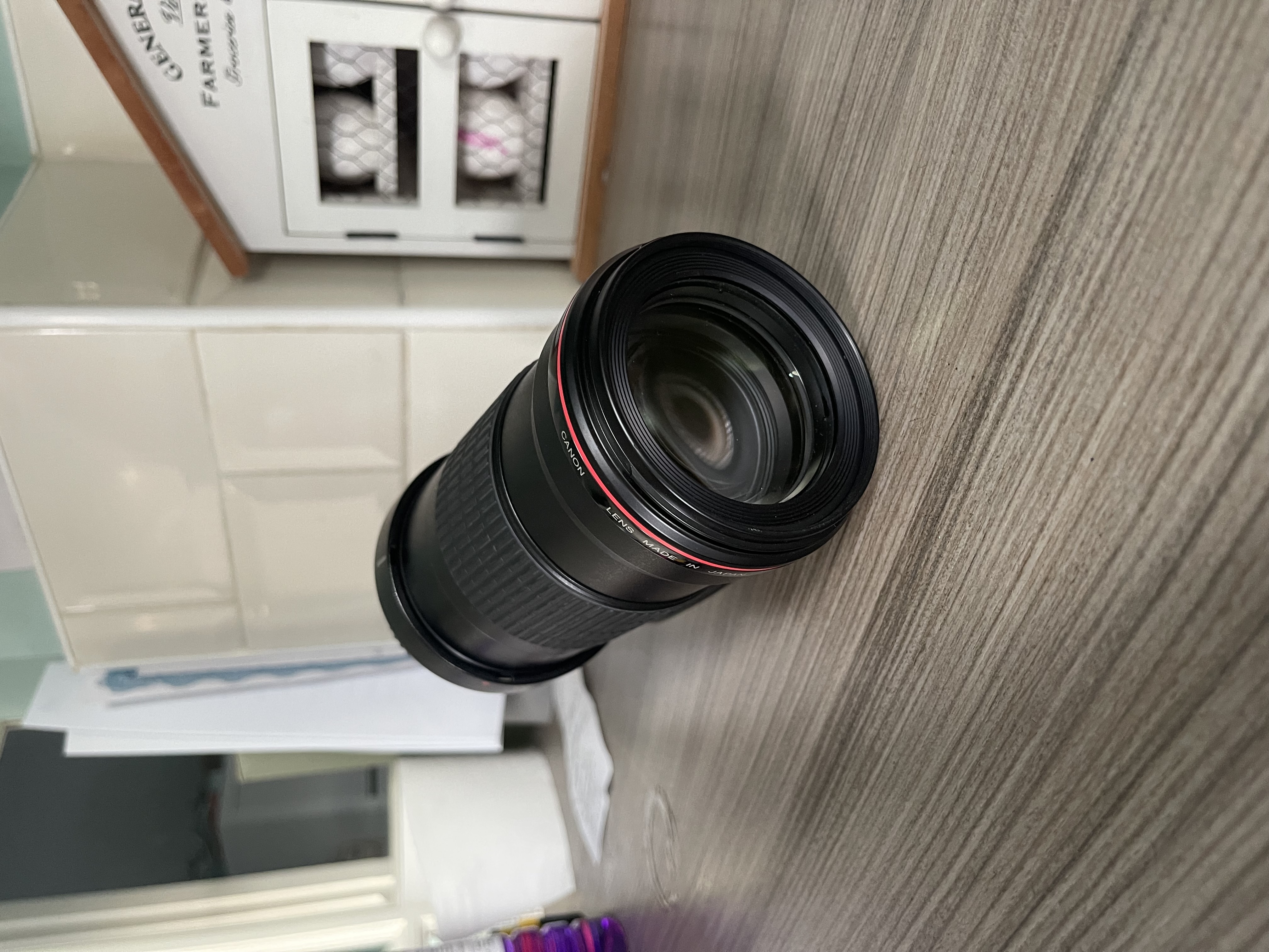 Canon ef 180mm f3.5 l series macro lens