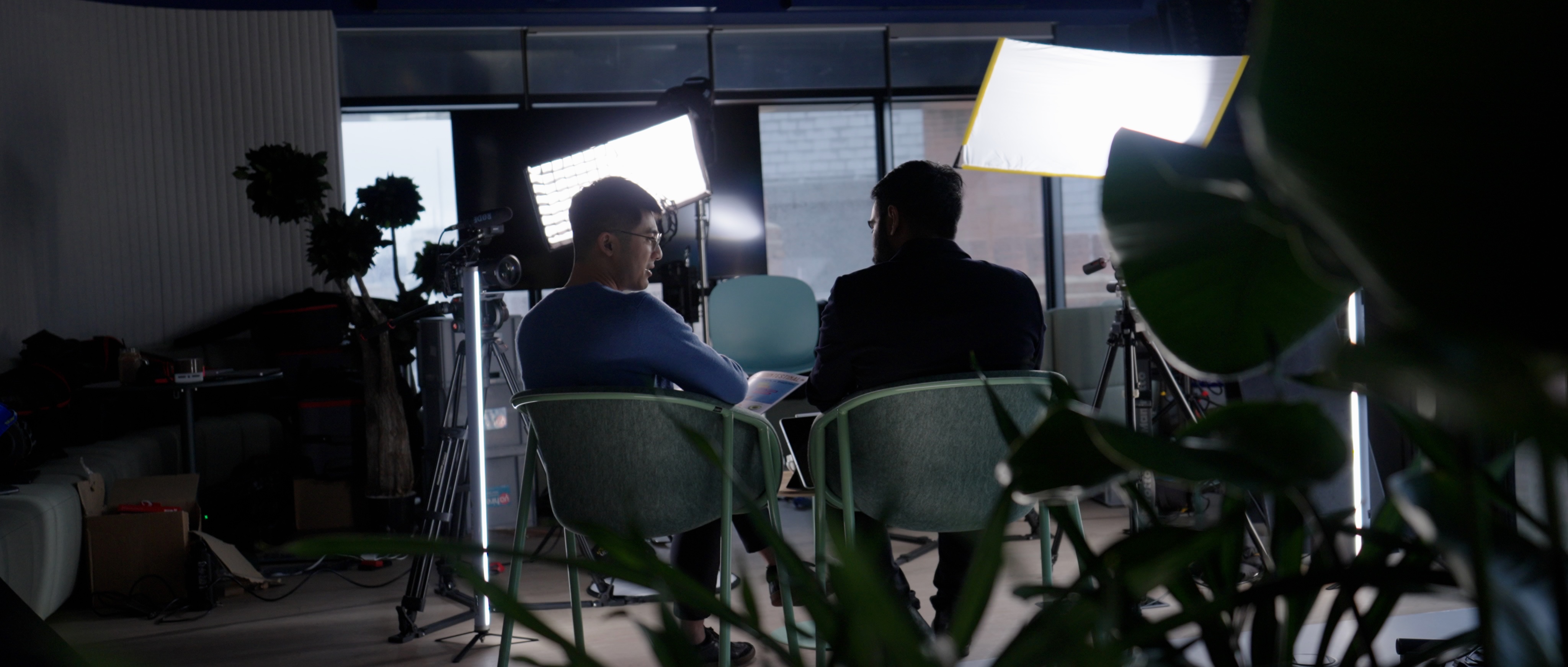 Camera and lights bundle - interview set up