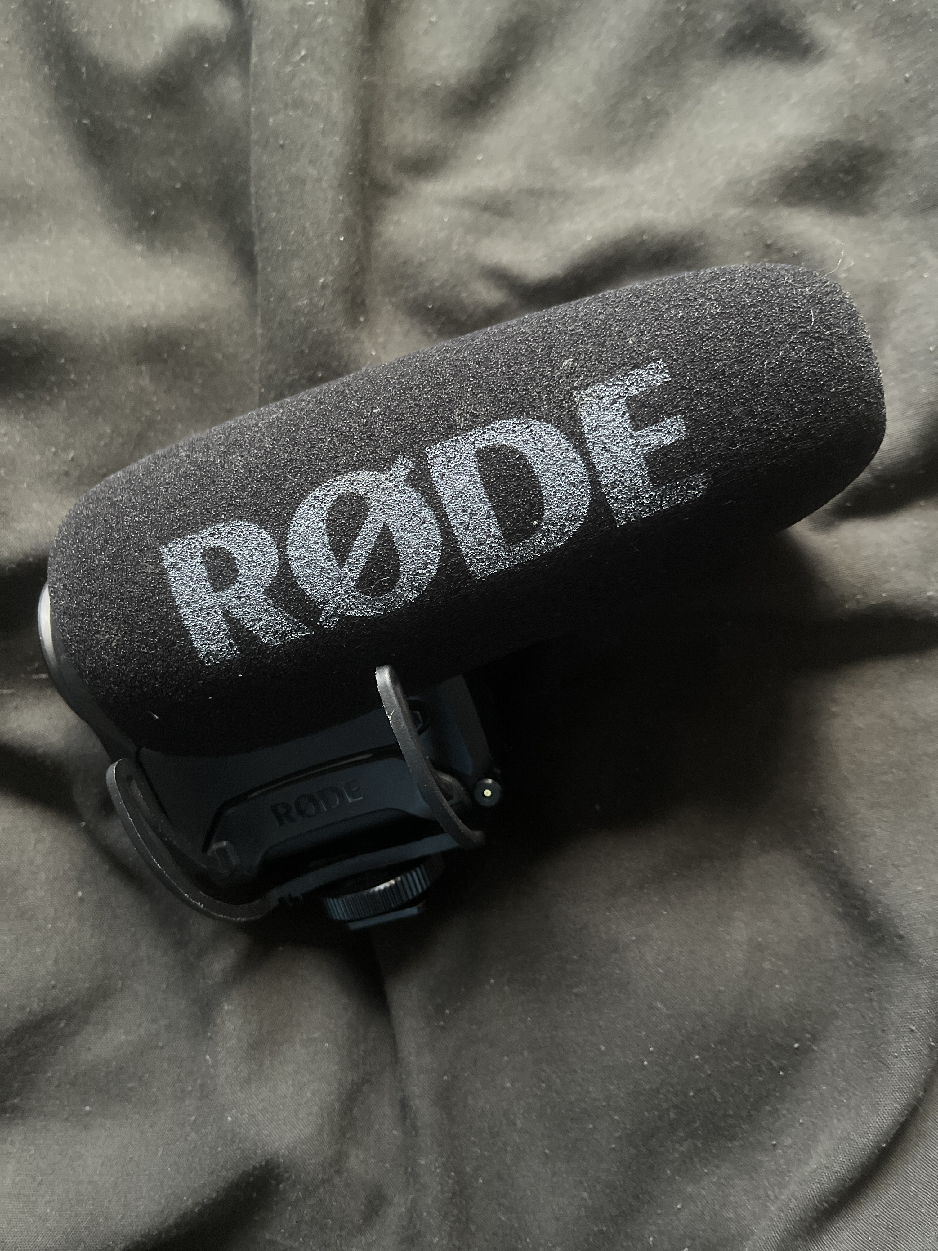Rode video mic pro + 