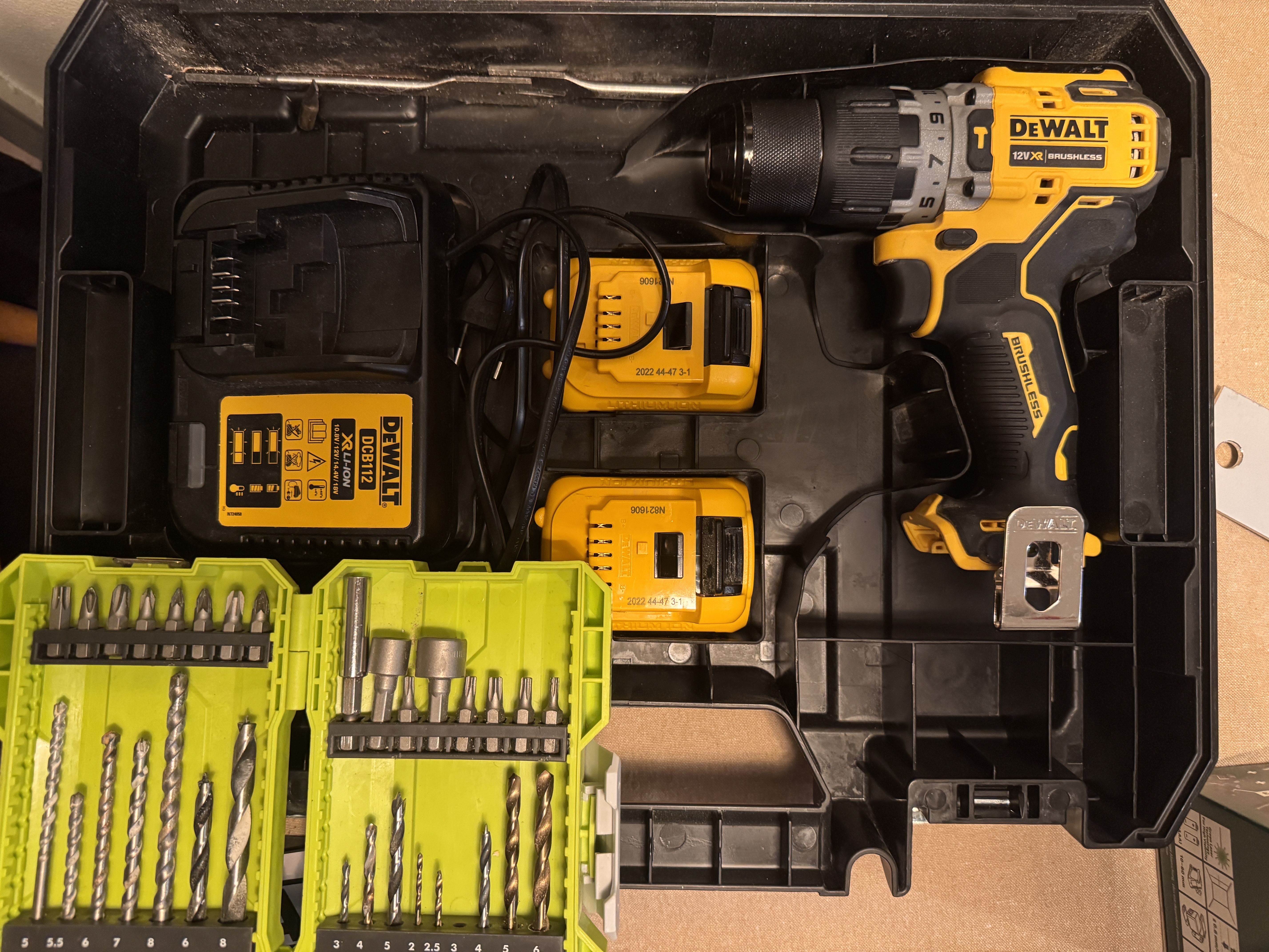 Dewalt skruvdragare med slag