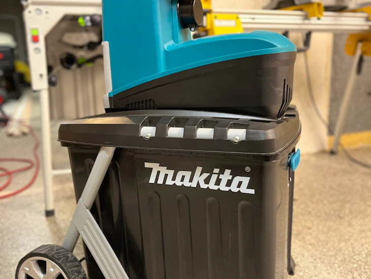 Makita kompostkvern 2500w