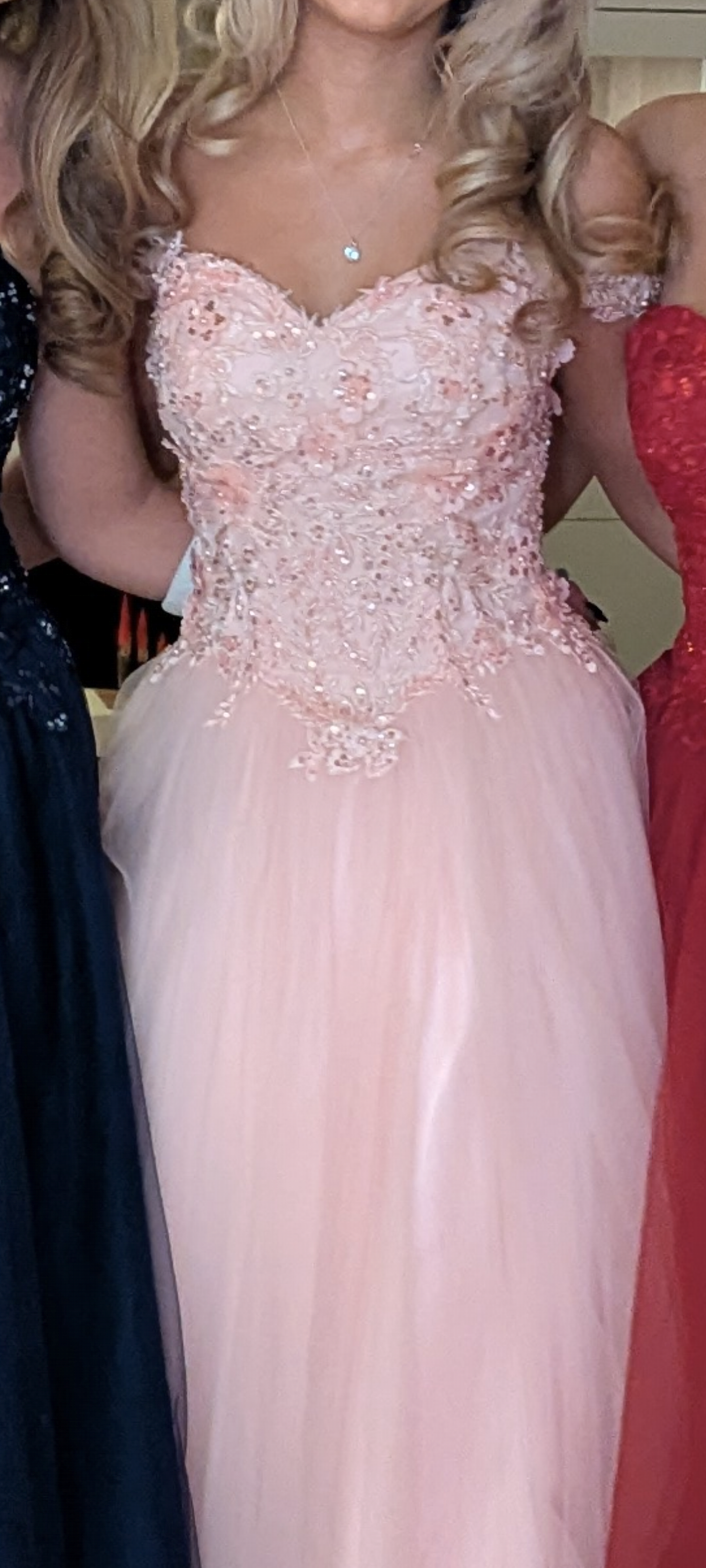 Ballkjole med ermer til leie, str. xxs - s