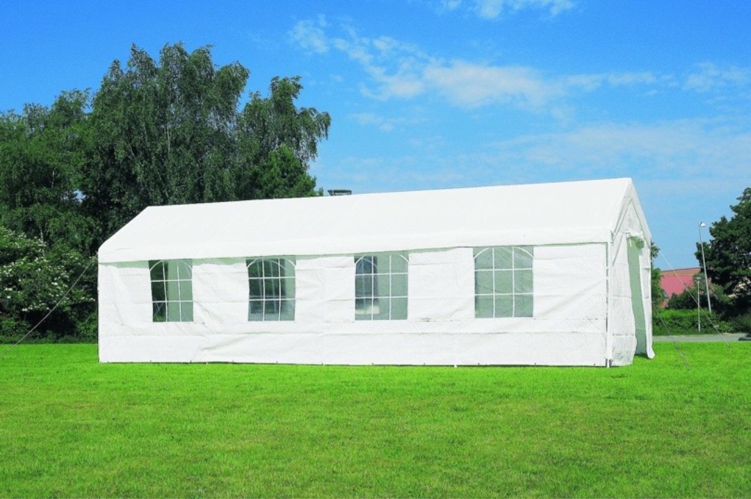 Snyggt och praktisk partytält!