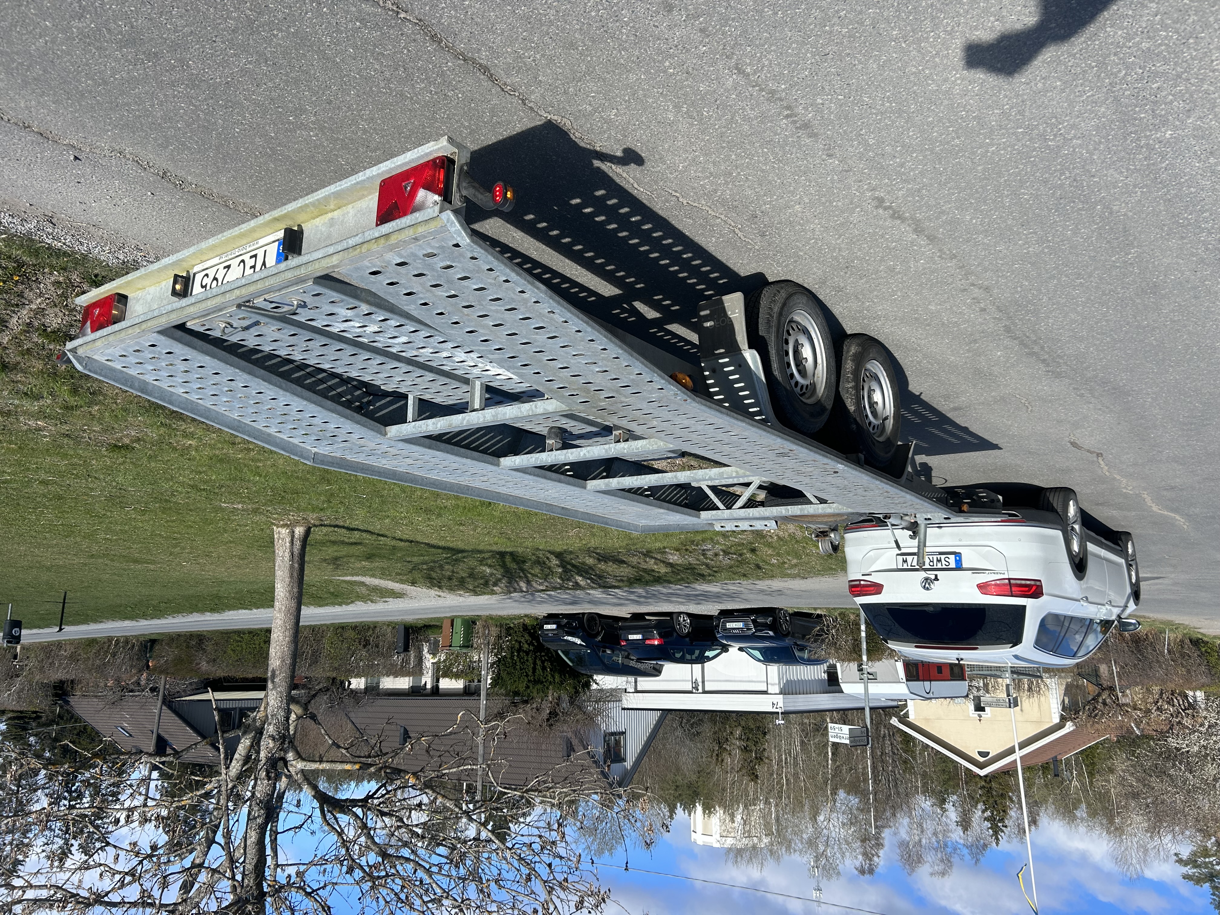 Boro biltrailer 2700kg lastvikt 2080kg vinsch