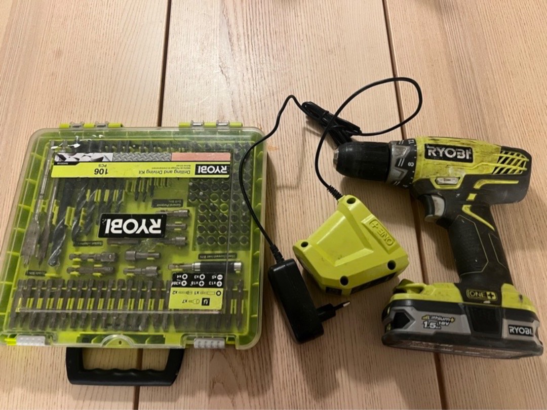 Lei Batteridriven skruvdragare Ryobi RCD1802 av Erik Olof B i Midsommarkransen Stockholm for 56 99 SEK dag
