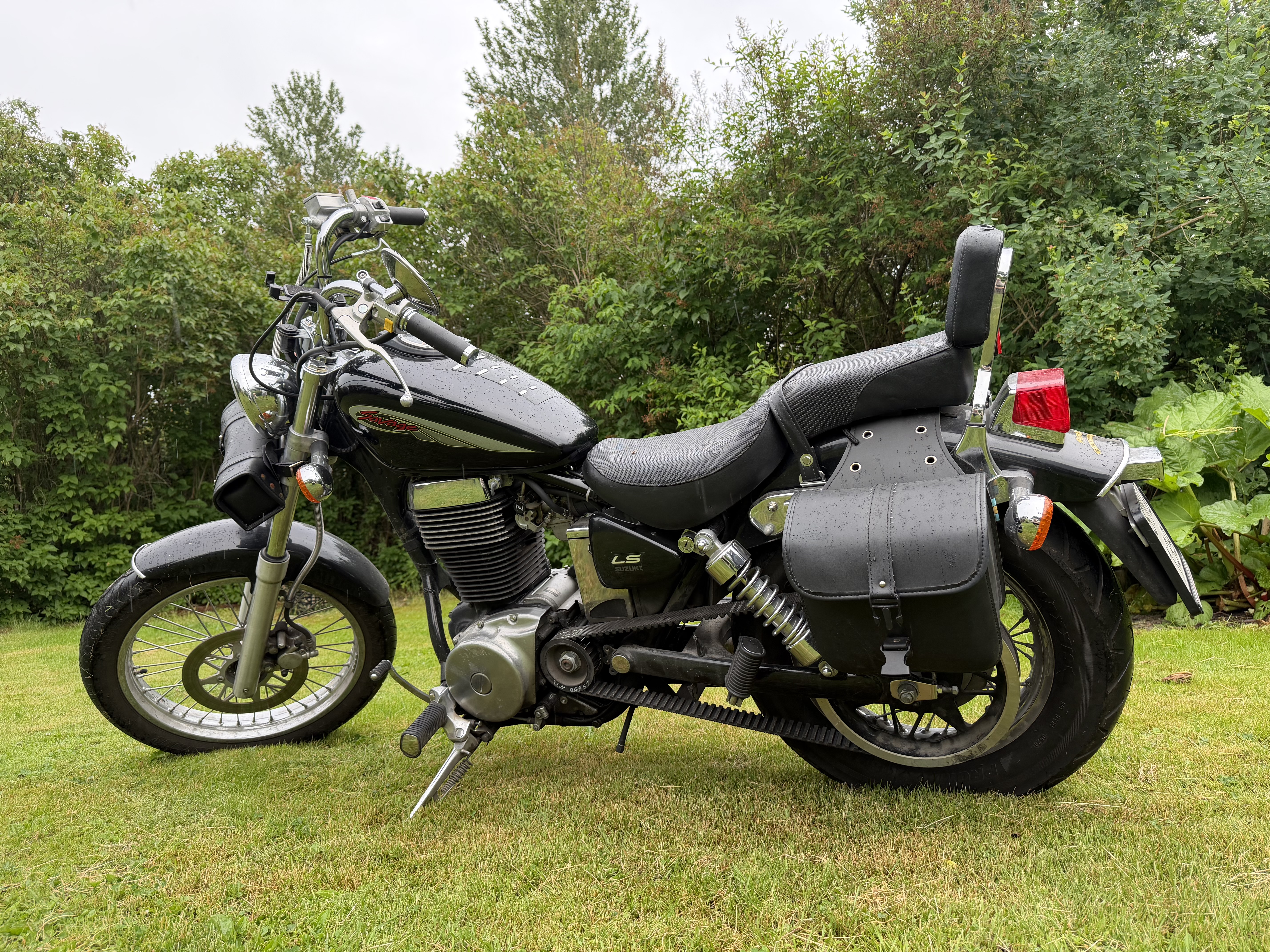     suzuki savage 650 custom – bekväm och lättkörd
