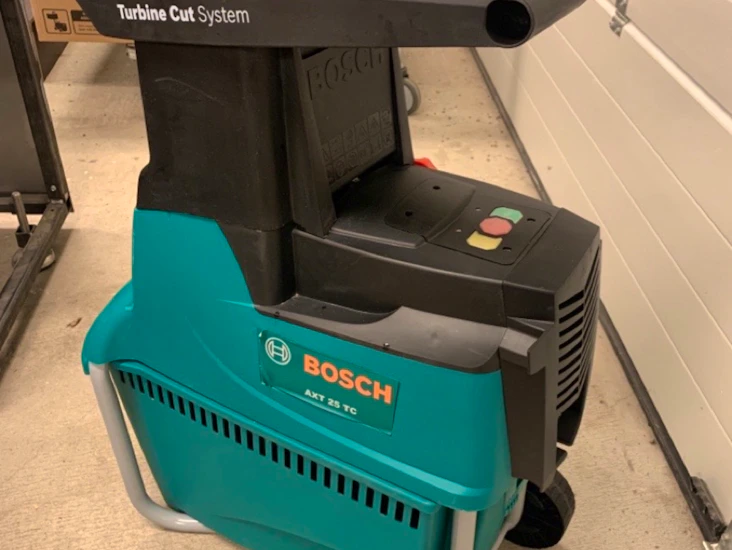Kompostkvarn bosch axt 25 tc