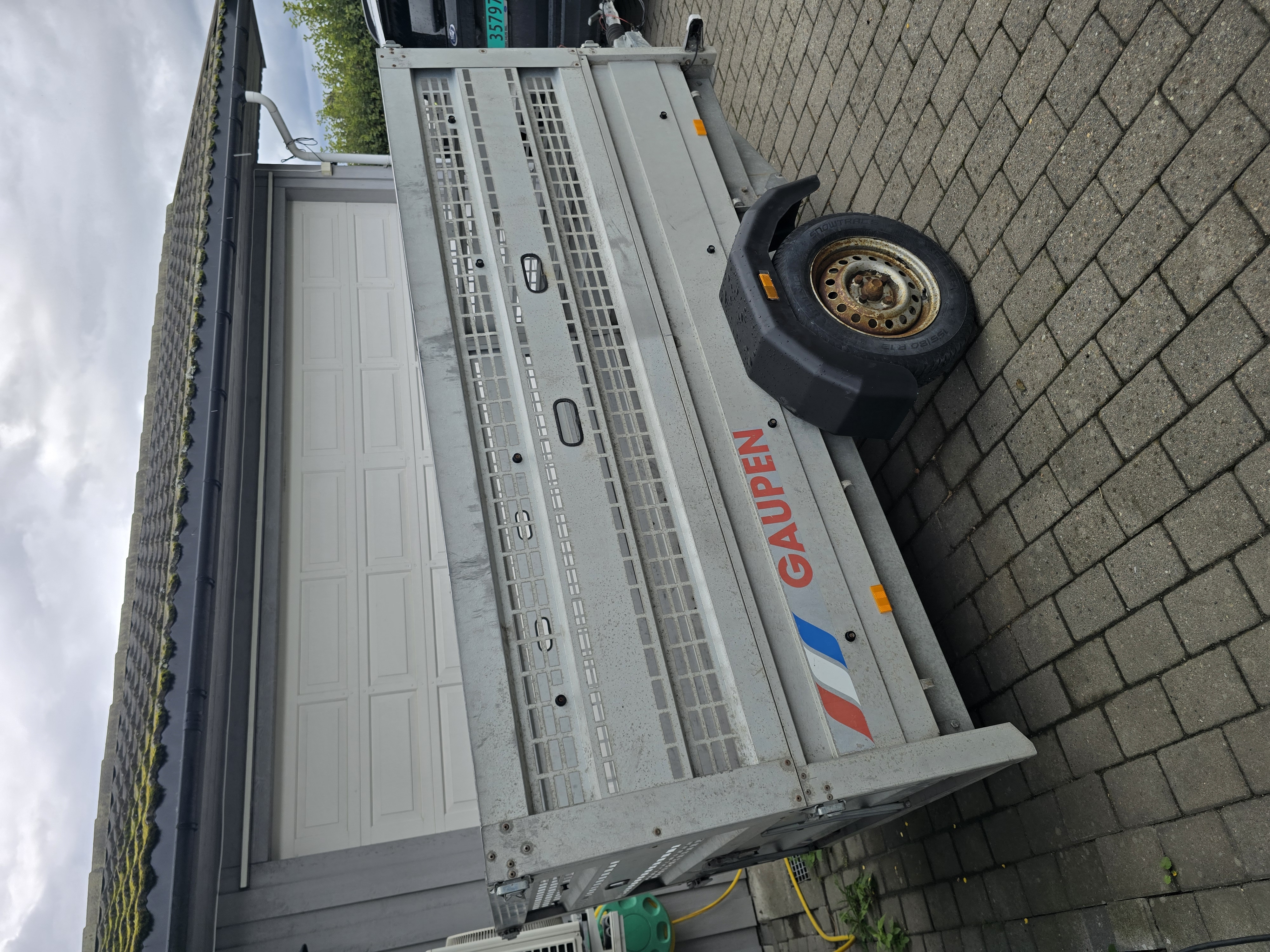 750kg grindhenger til leie