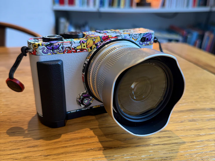 Panasonic lumix s9 + 40mm f2 lens