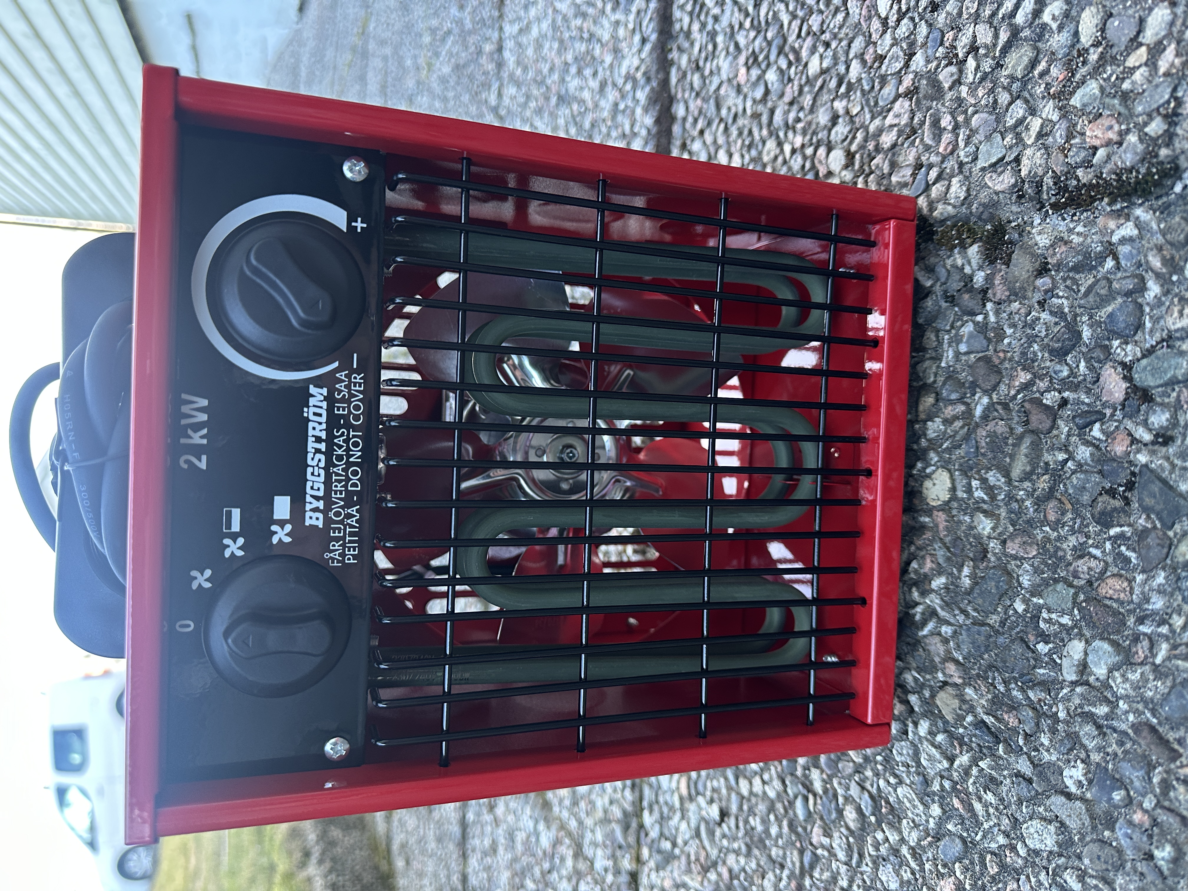 Byggvarmer 2 kw (230v) – perfekt til oppussing