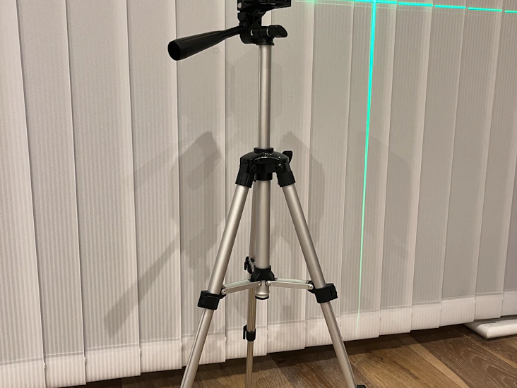 Laser level (without tripods)