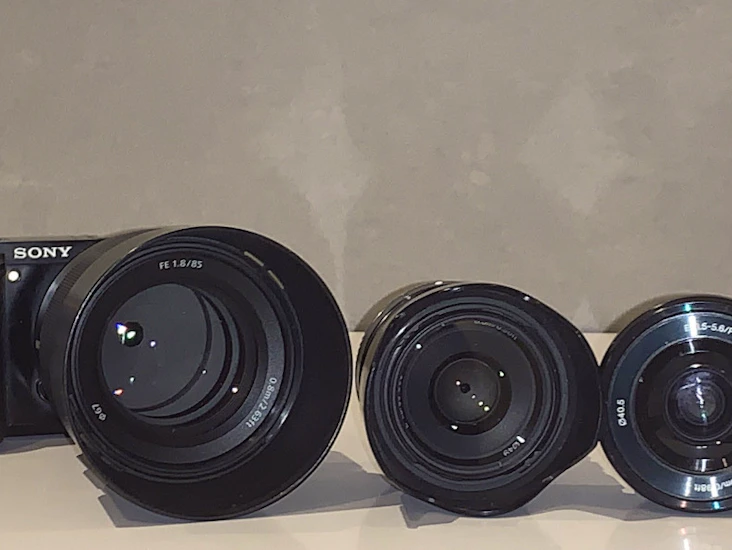Sony a6000 med 3 objektiver