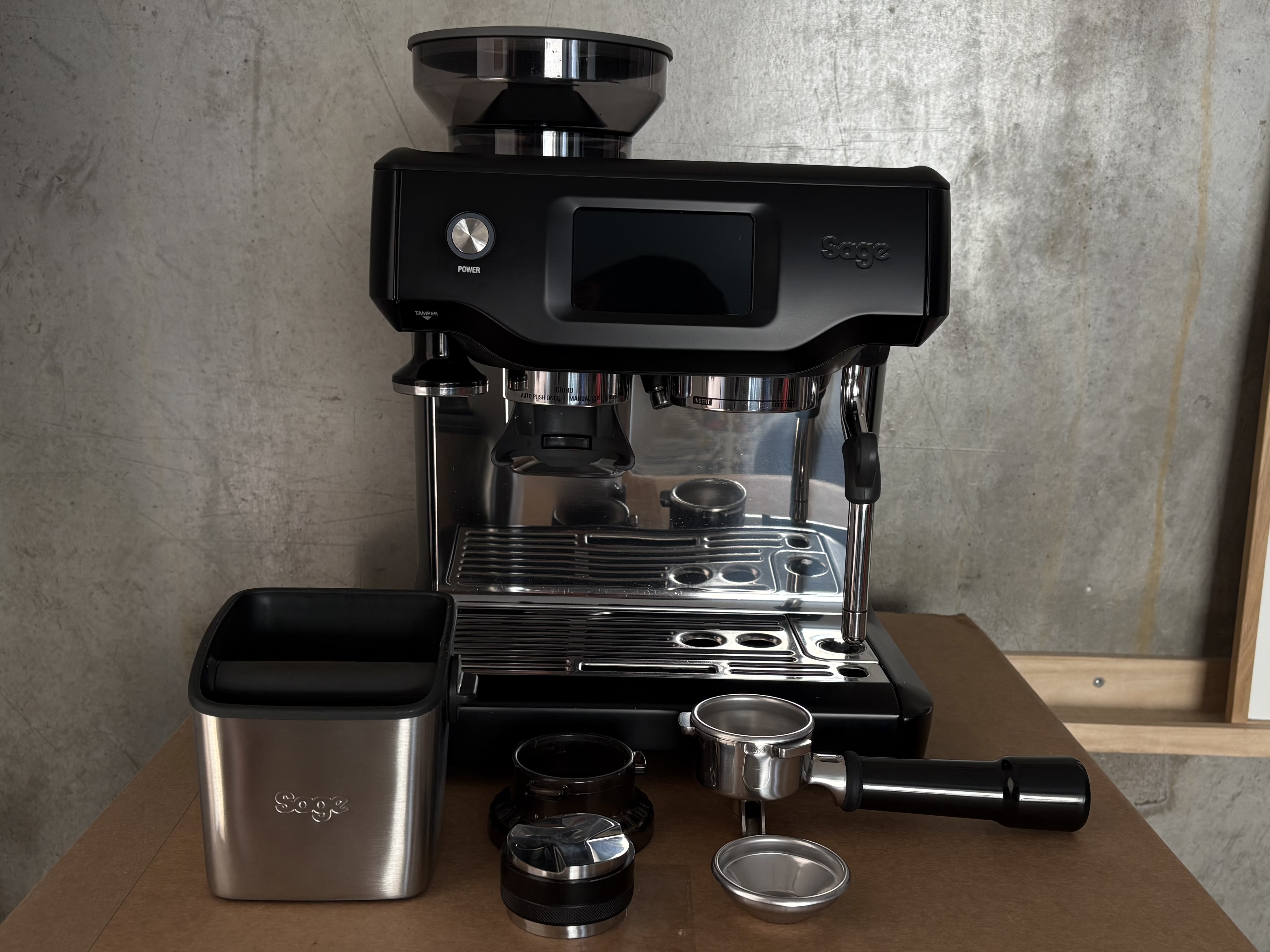 Sage barista touch – espressomaskin med kvarn & pekskärm