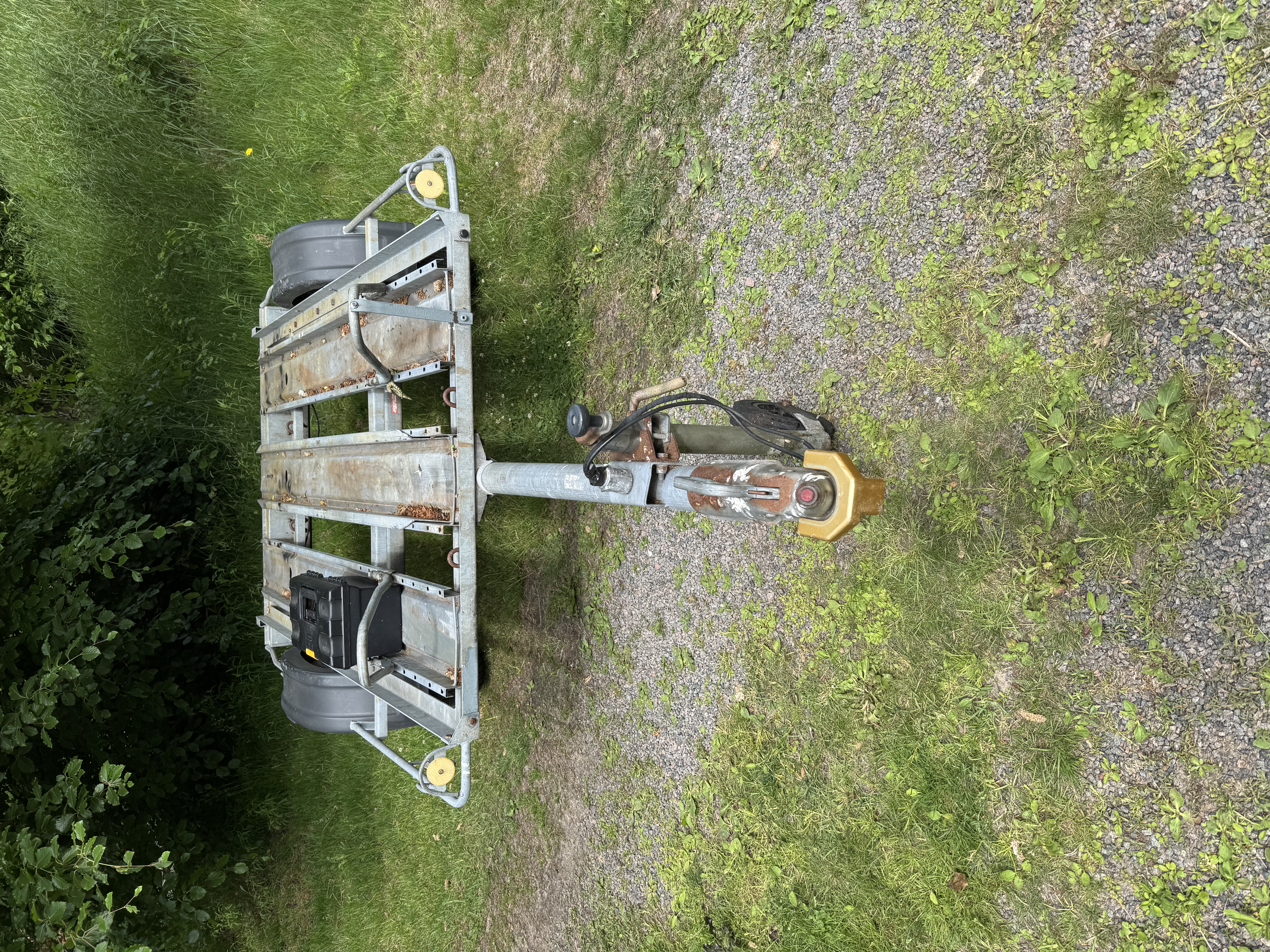 Släp för 1-2 motorcykel eller mopeder
