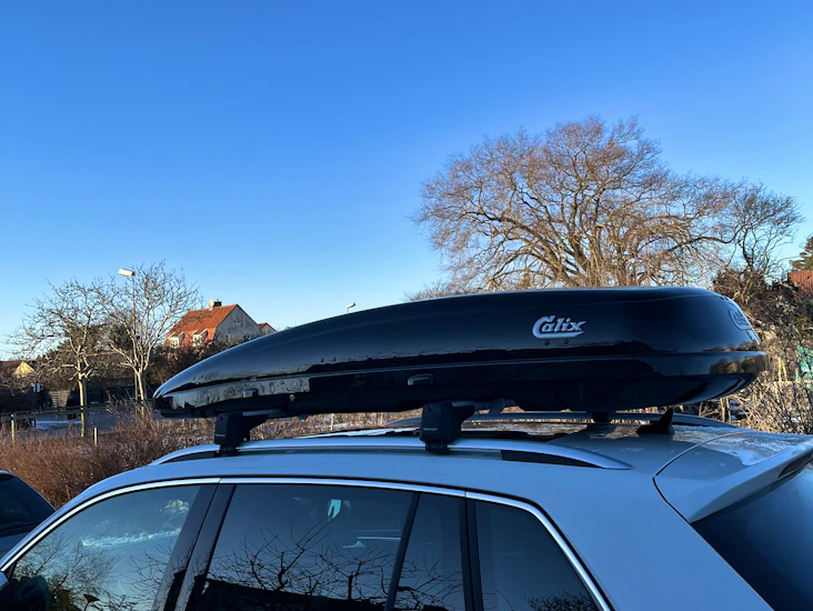 Takbox 430 l calix blank svart inkl takhållare tiguan mfl