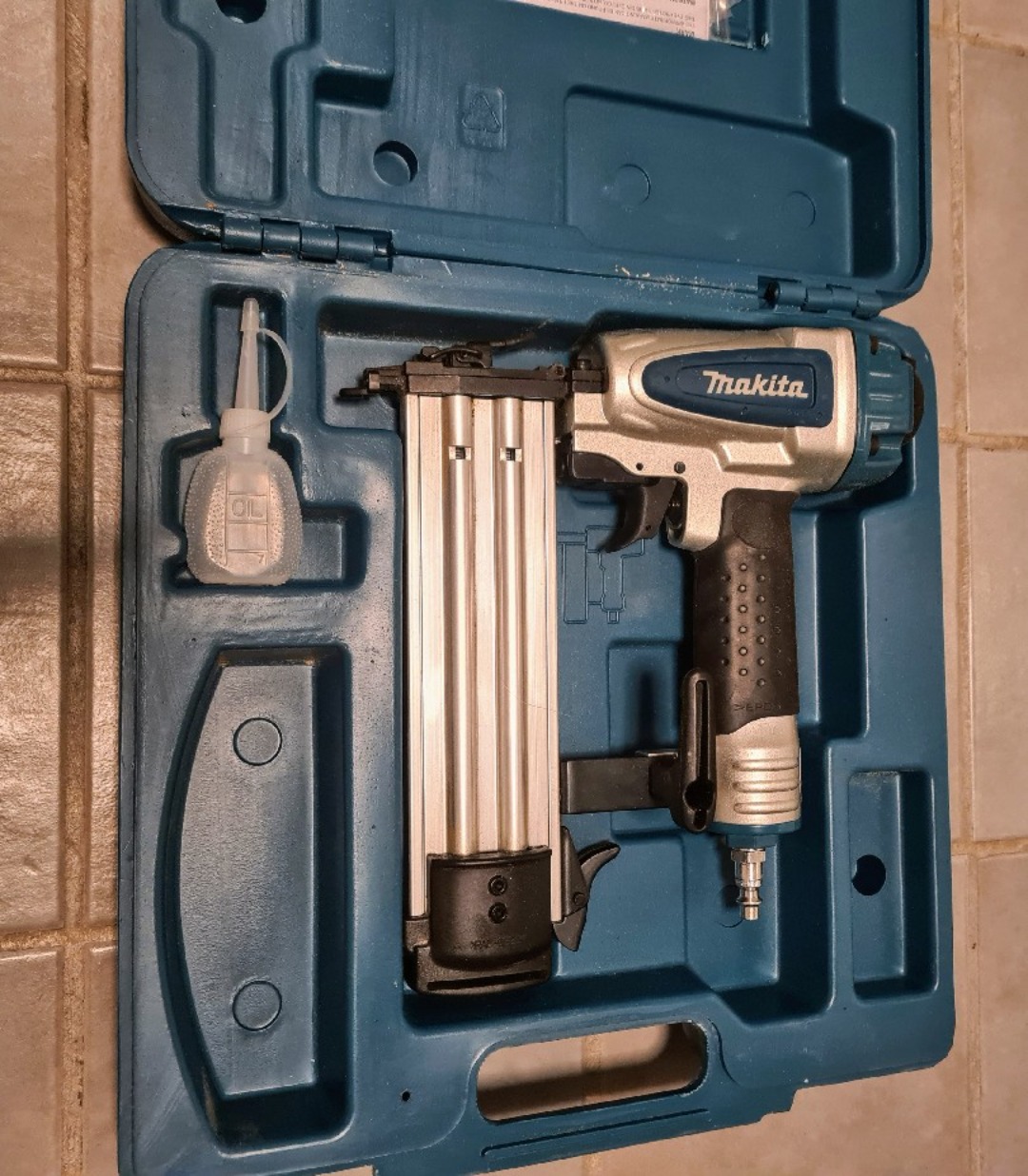 Makita dykkertpistol