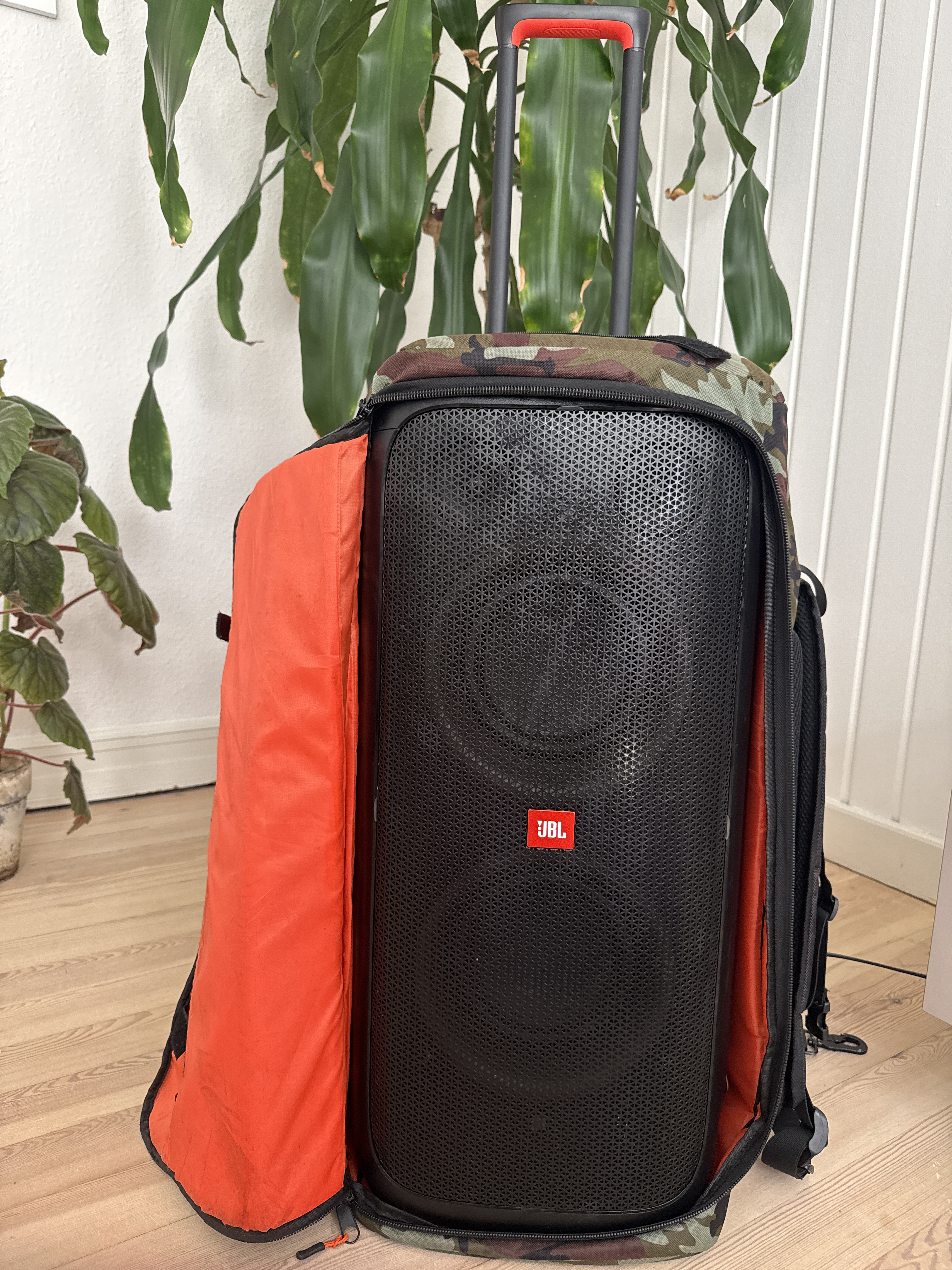 Jbl party box 300