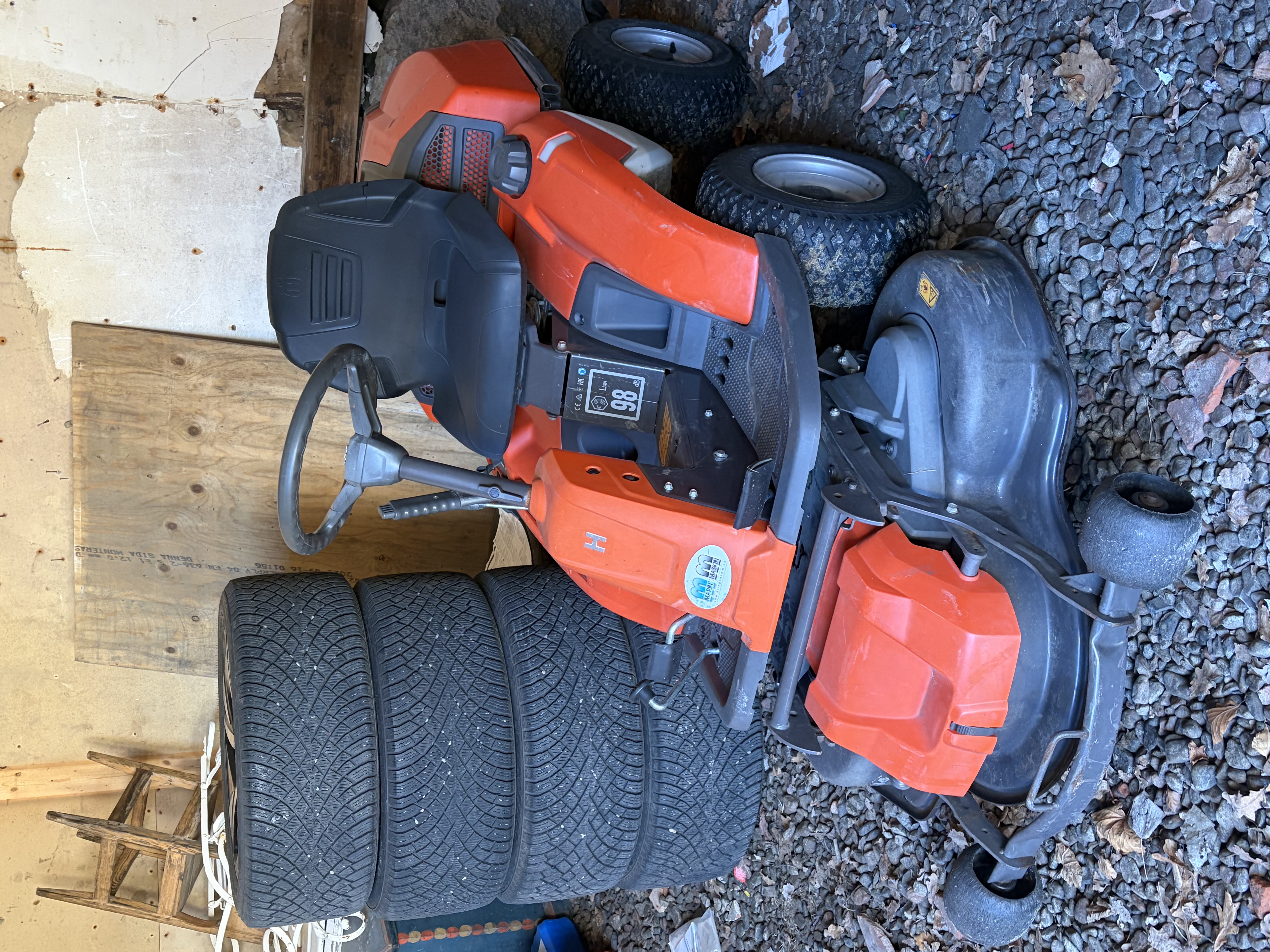 Åkgräsklippare husqvarna rider 214tc