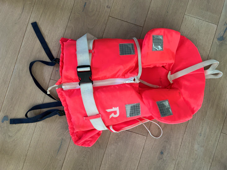 Redningsvest til barn 15-30 kg