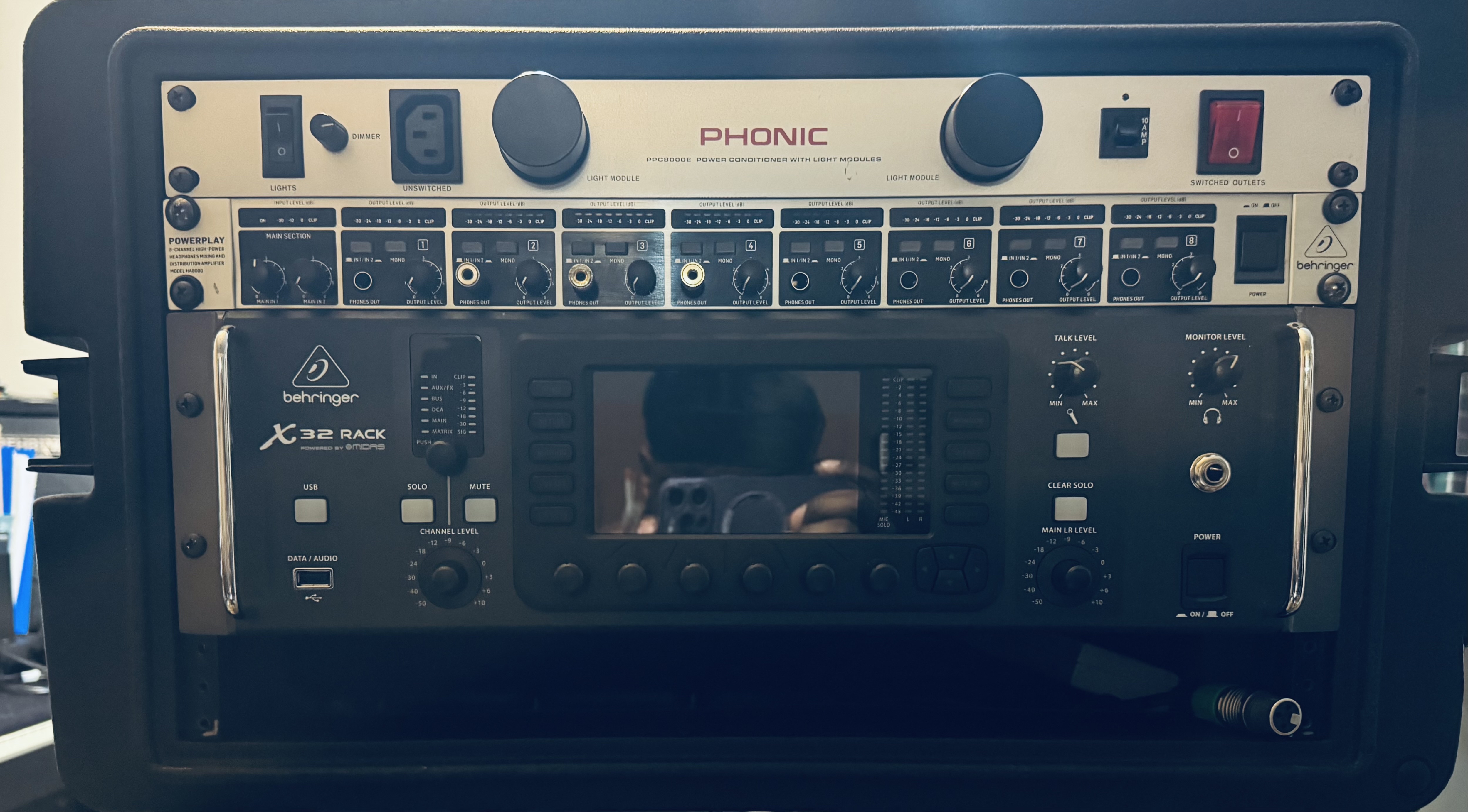 X32 rack live sound rig – iem & foh ready