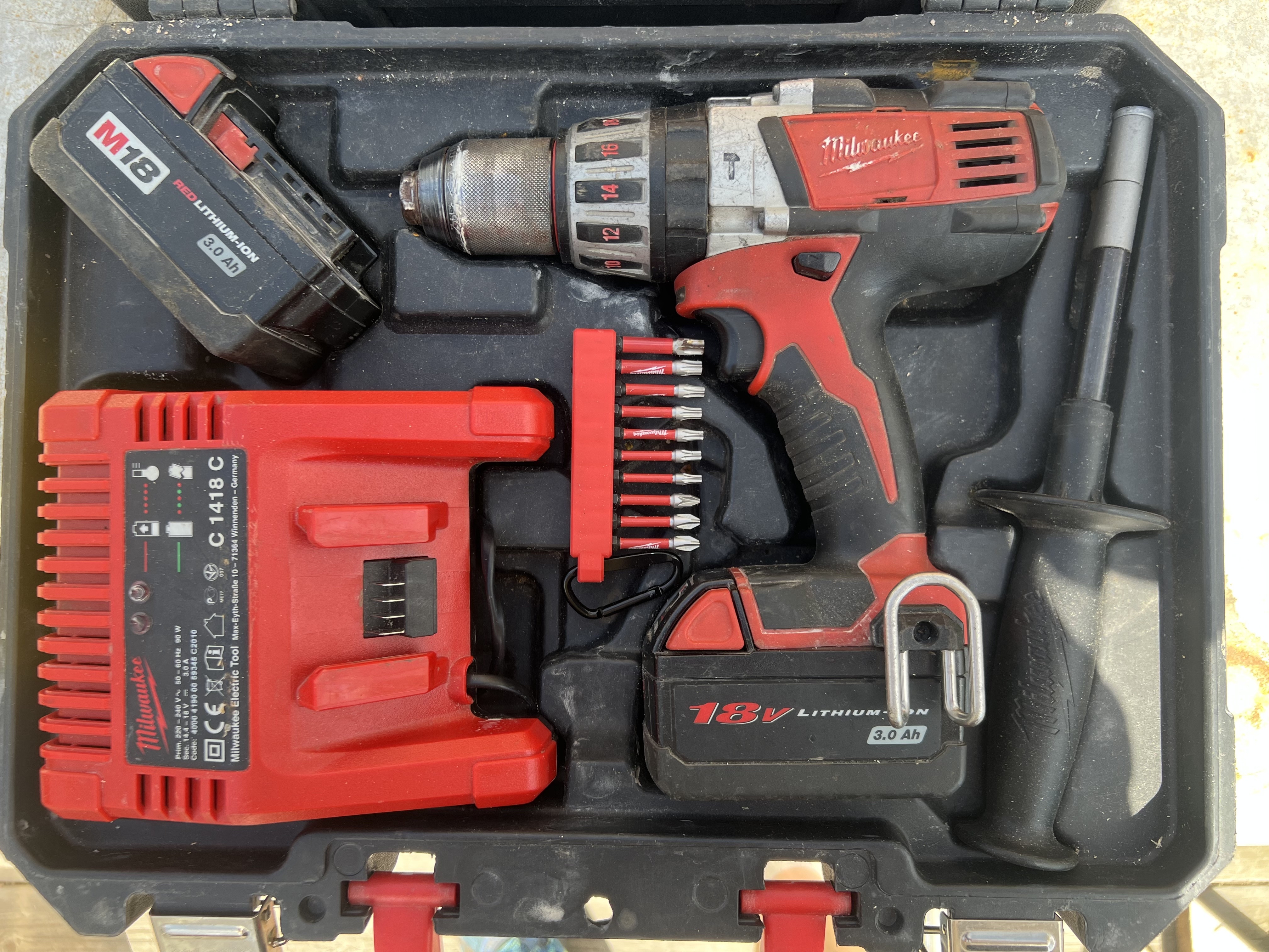 Bormaskin - hammerdrill - drill - skrumaskin